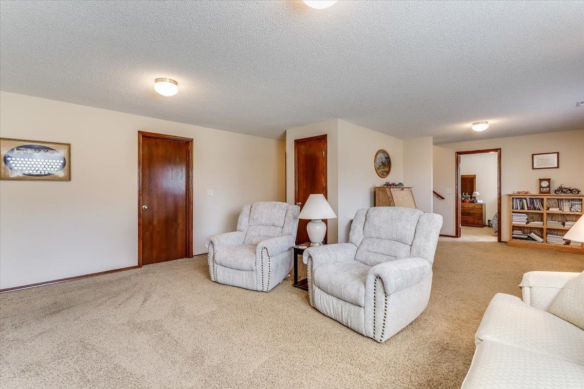 840 E Winding Ln Court Derby KS 67037