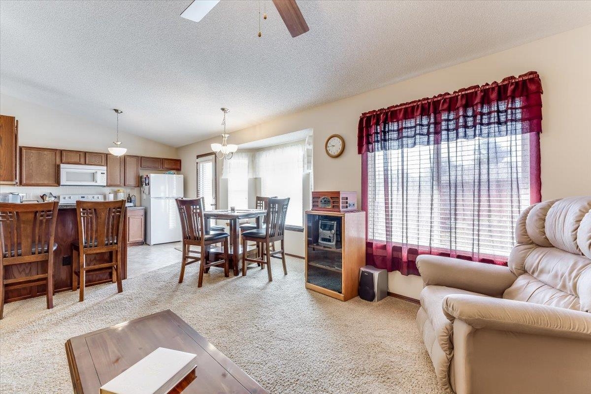 840 E Winding Ln Court Derby KS 67037