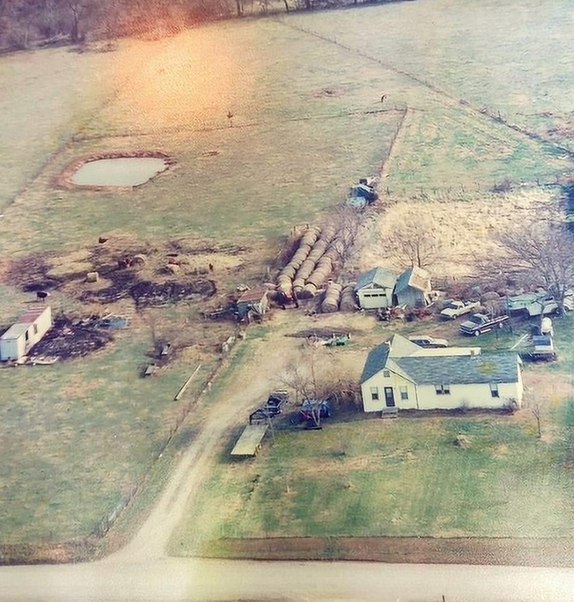 94 E 1600 Road Baldwin City KS 66006