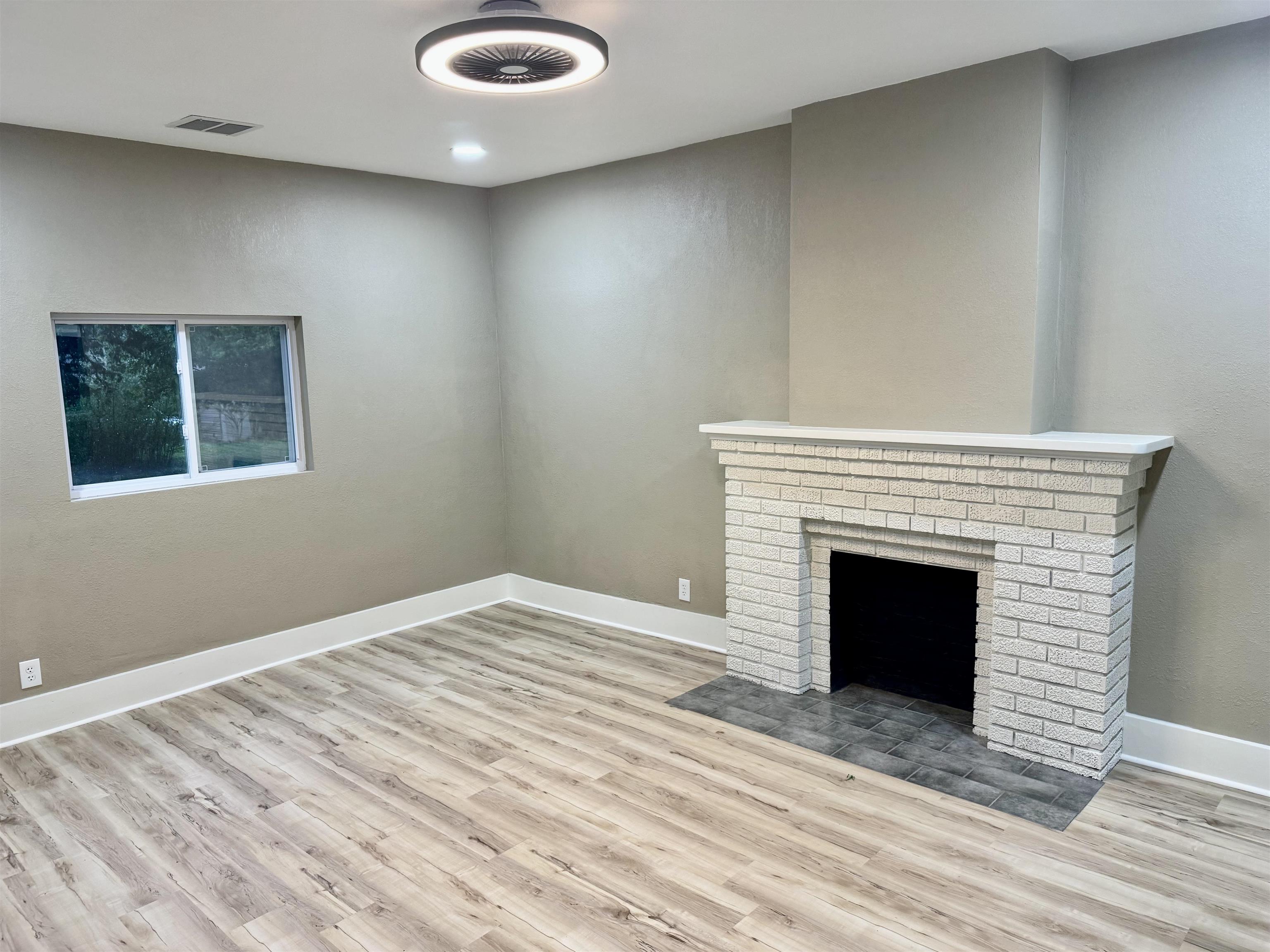 1502 E 2nd Winfield KS 67156