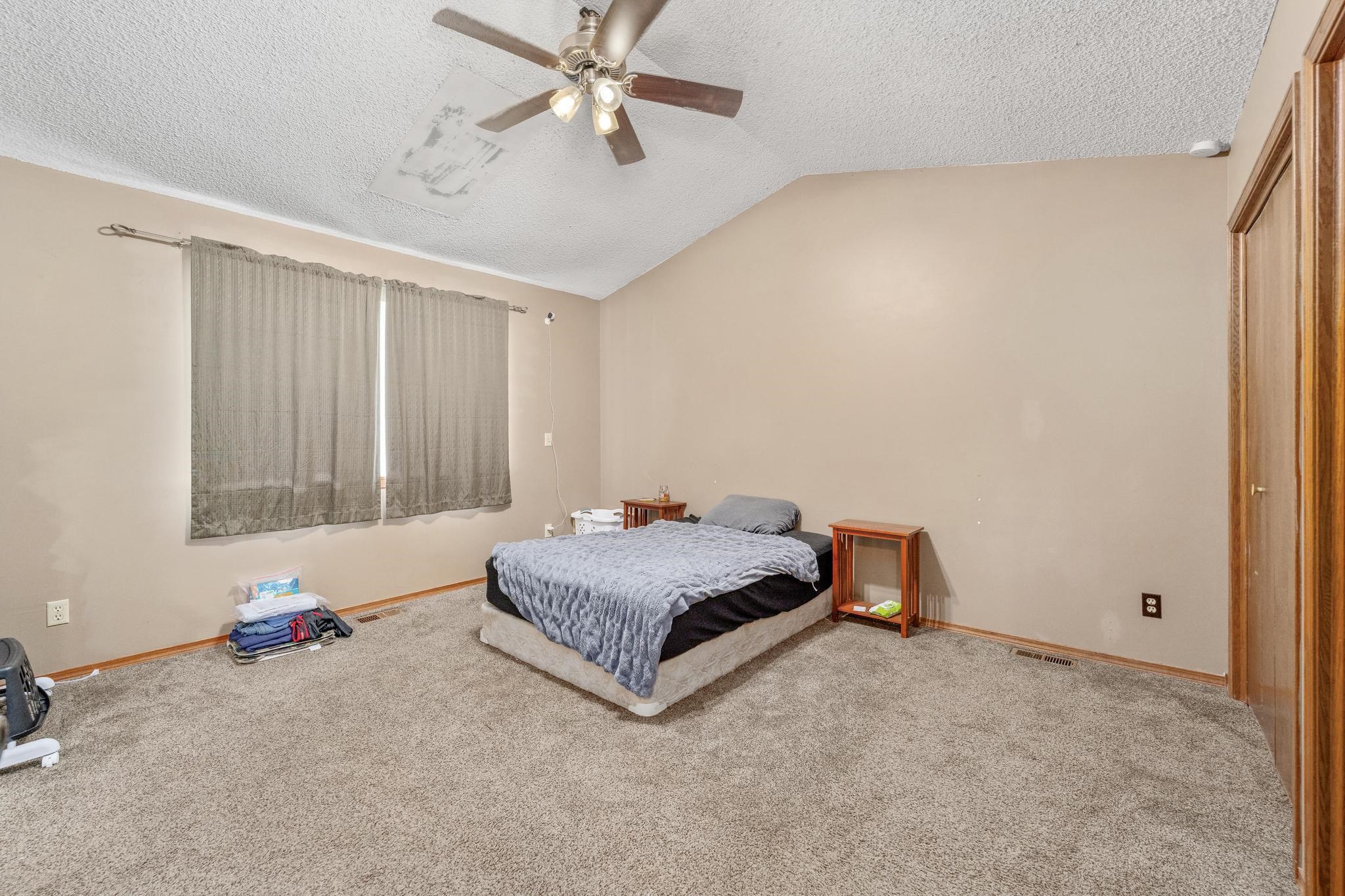 1211 Bobbie Street Augusta KS 67010