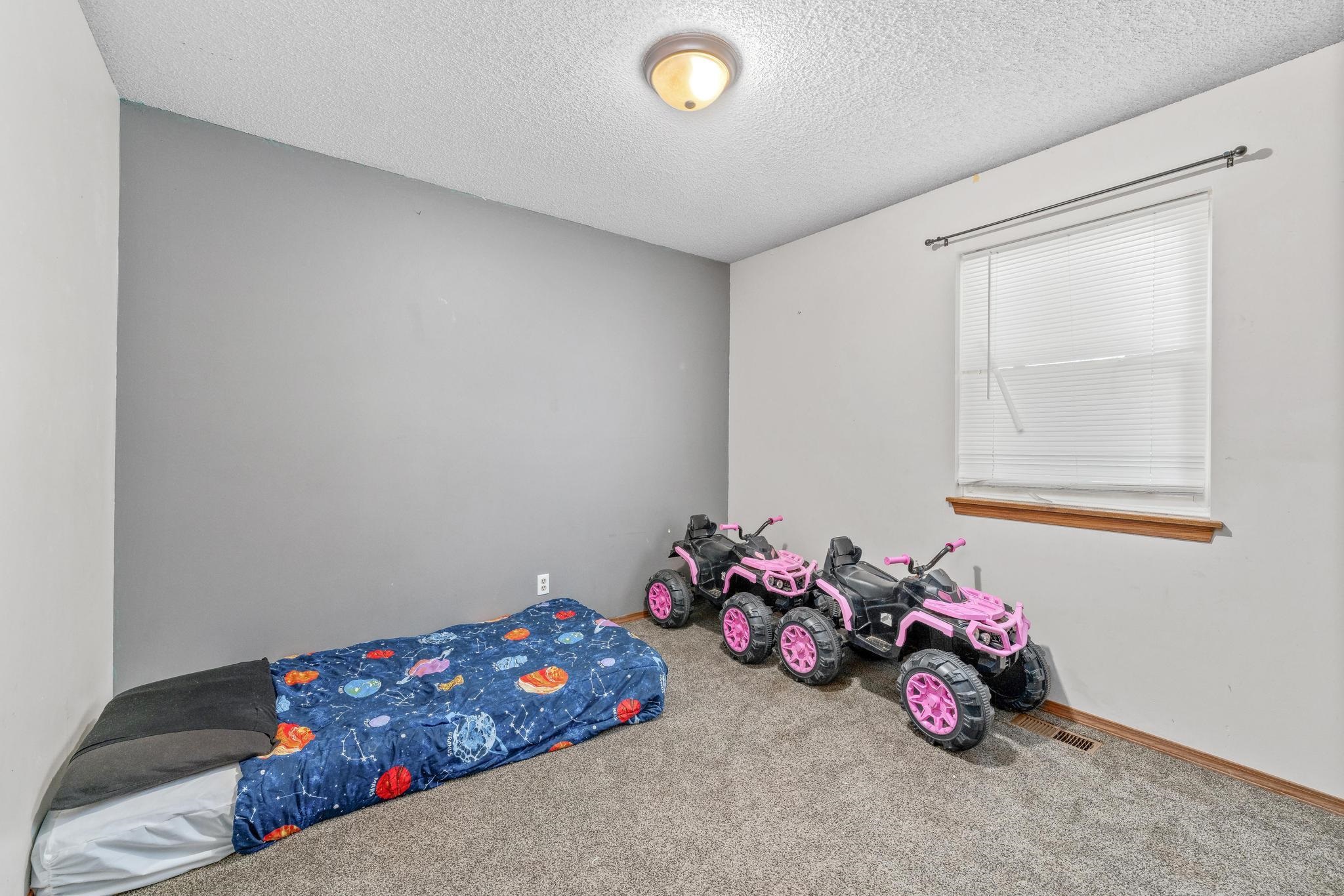 1211 Bobbie Street Augusta KS 67010