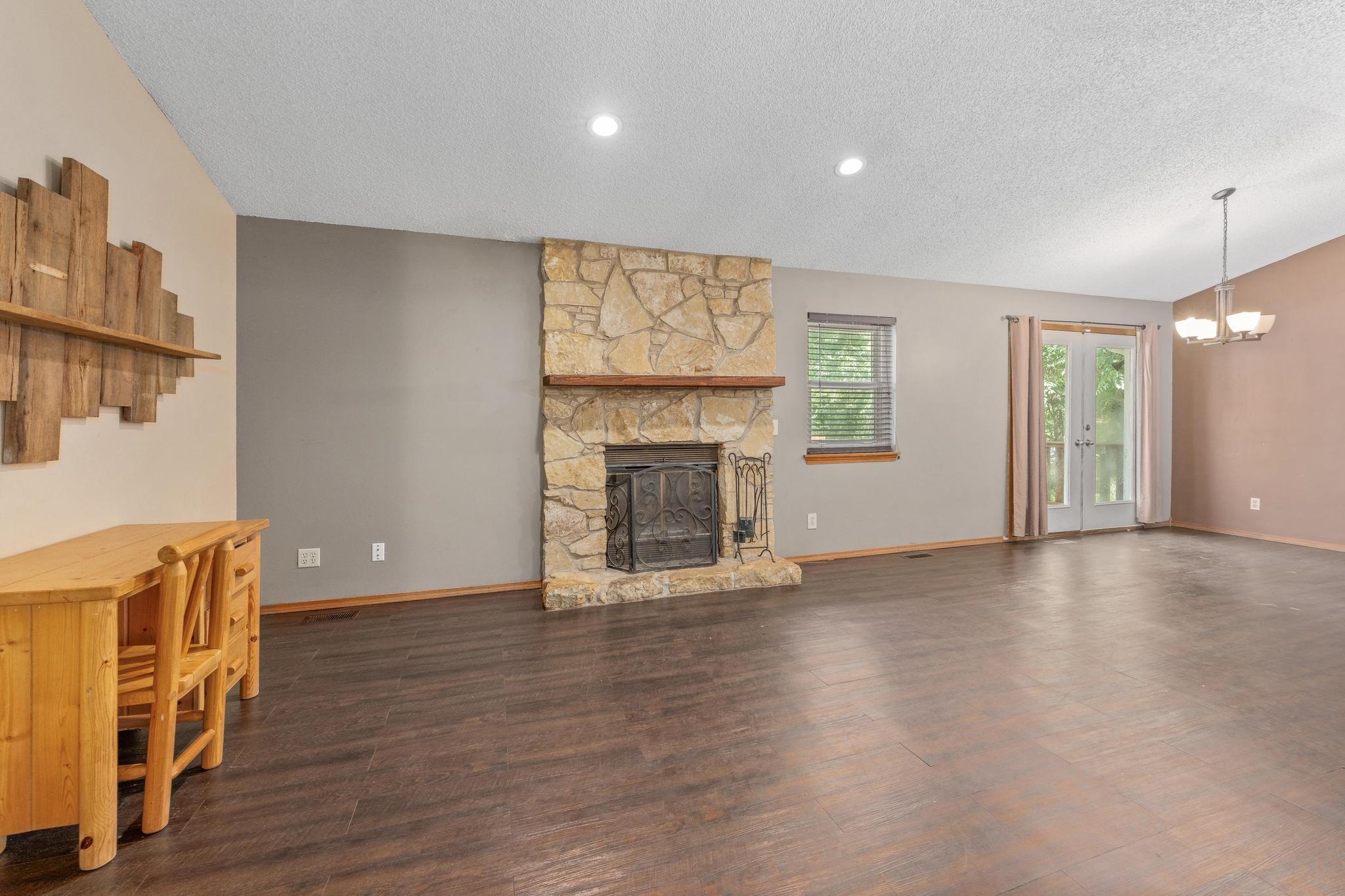 1211 Bobbie Street Augusta KS 67010