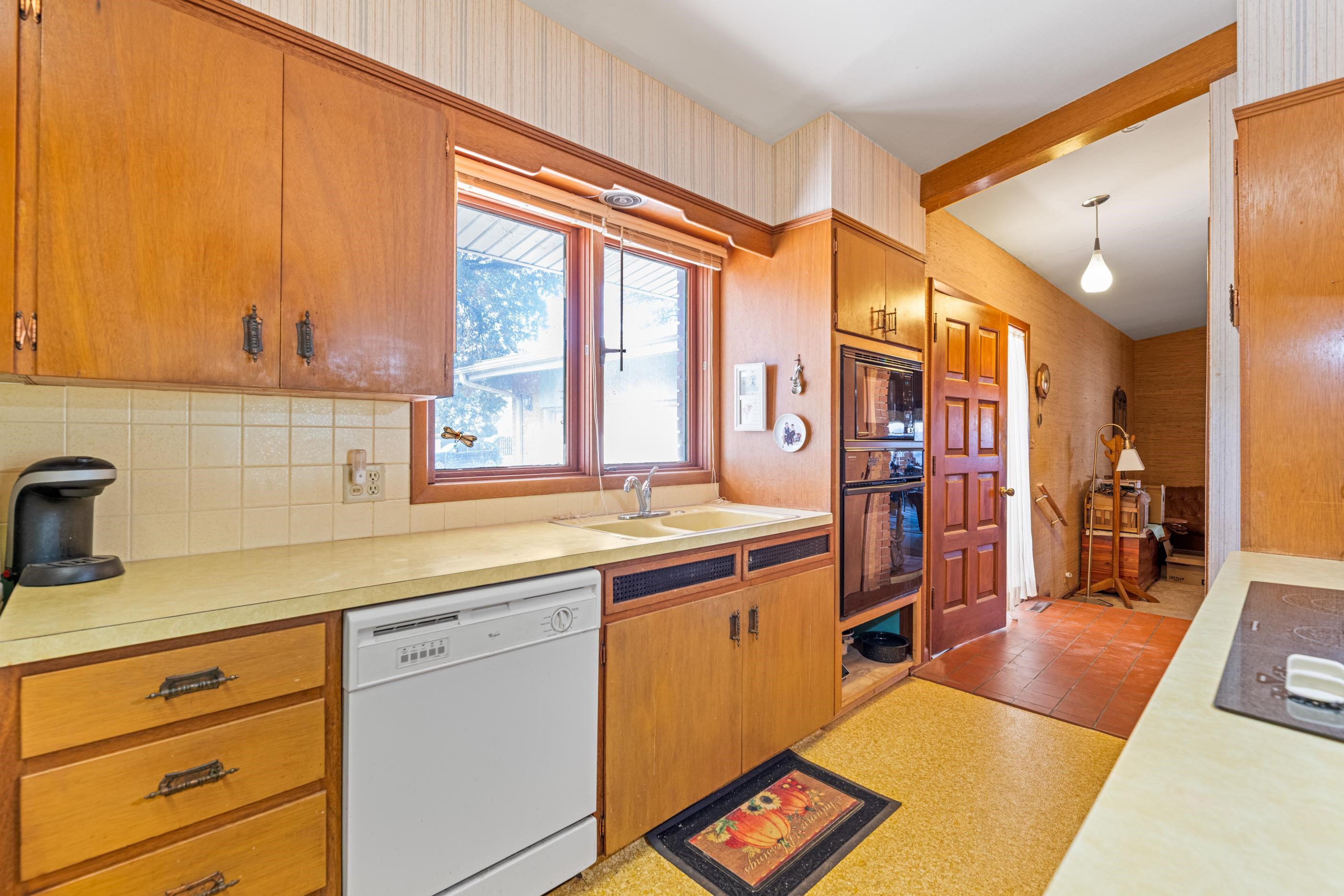 513 N Madison Avenue Anthony KS 67003