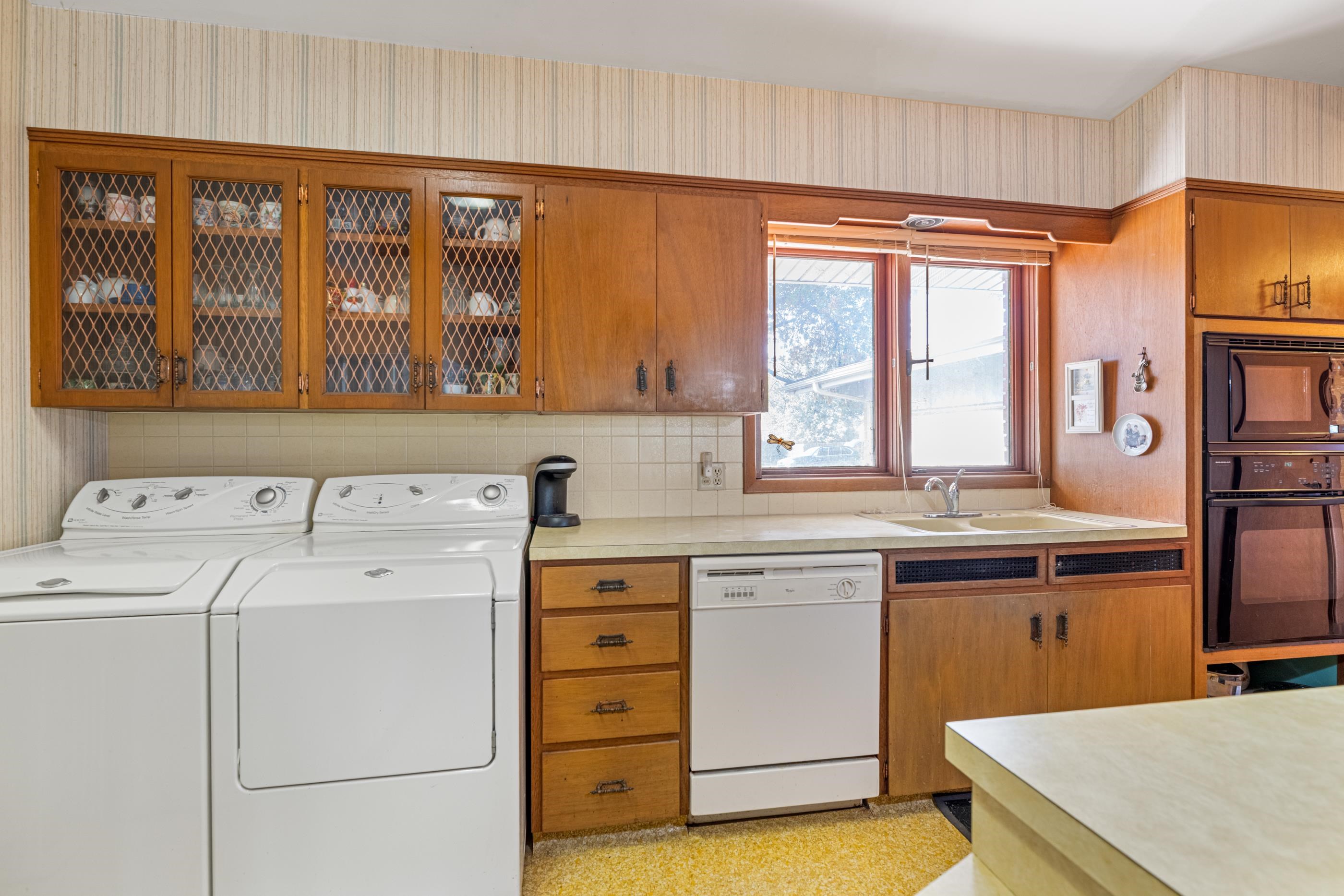 513 N Madison Avenue Anthony KS 67003