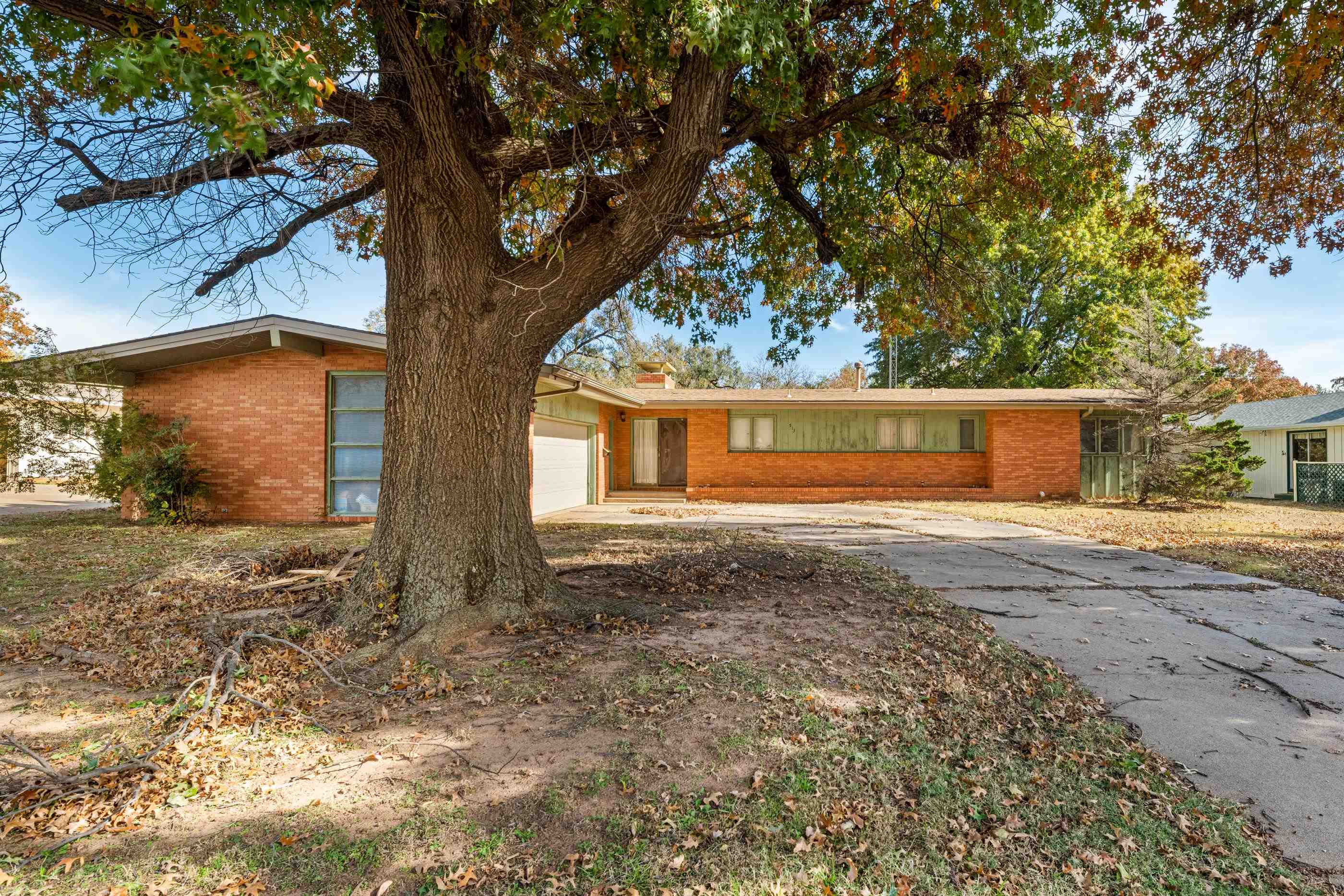 513 N Madison Avenue Anthony KS 67003