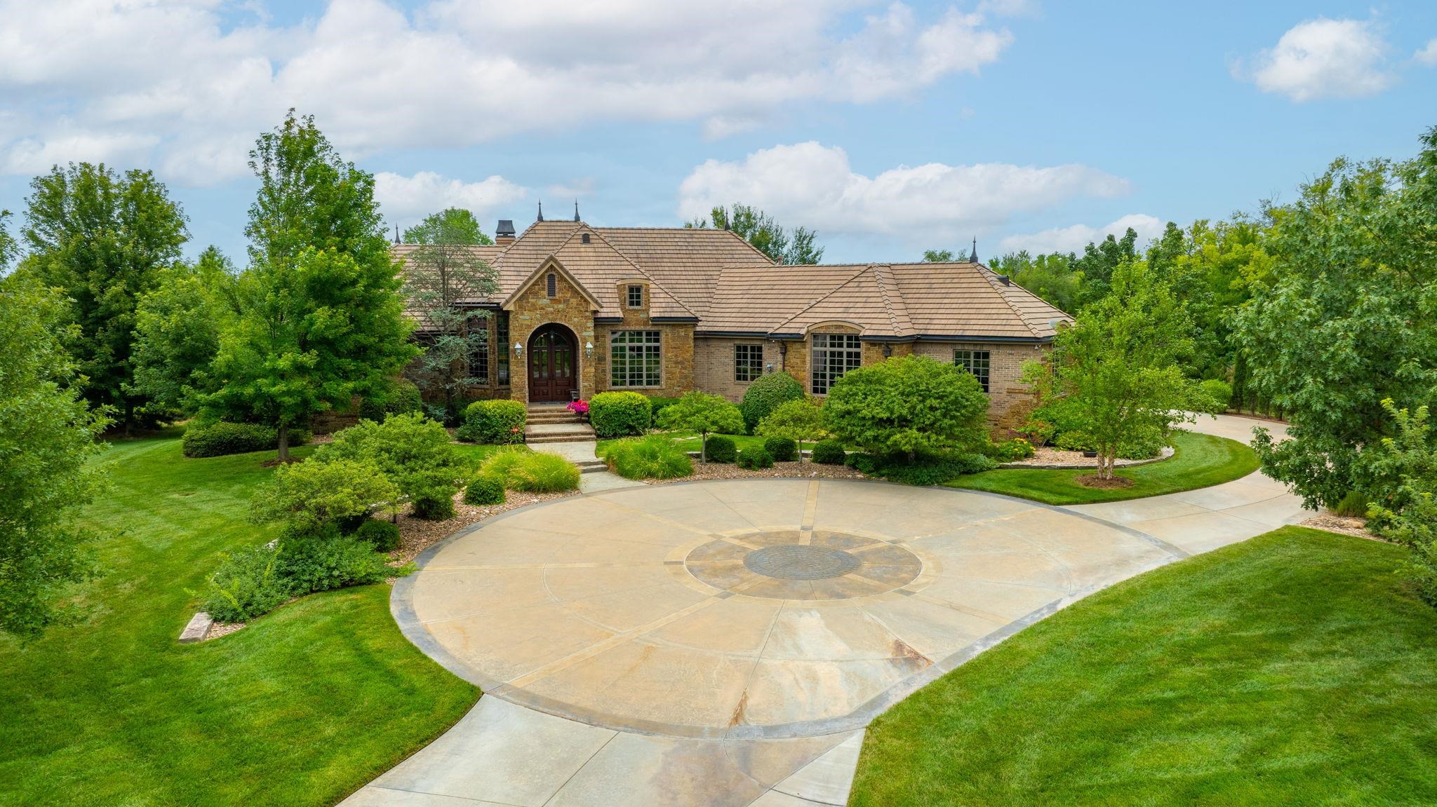 211 E Cedar Ridge Court Andover KS 67002