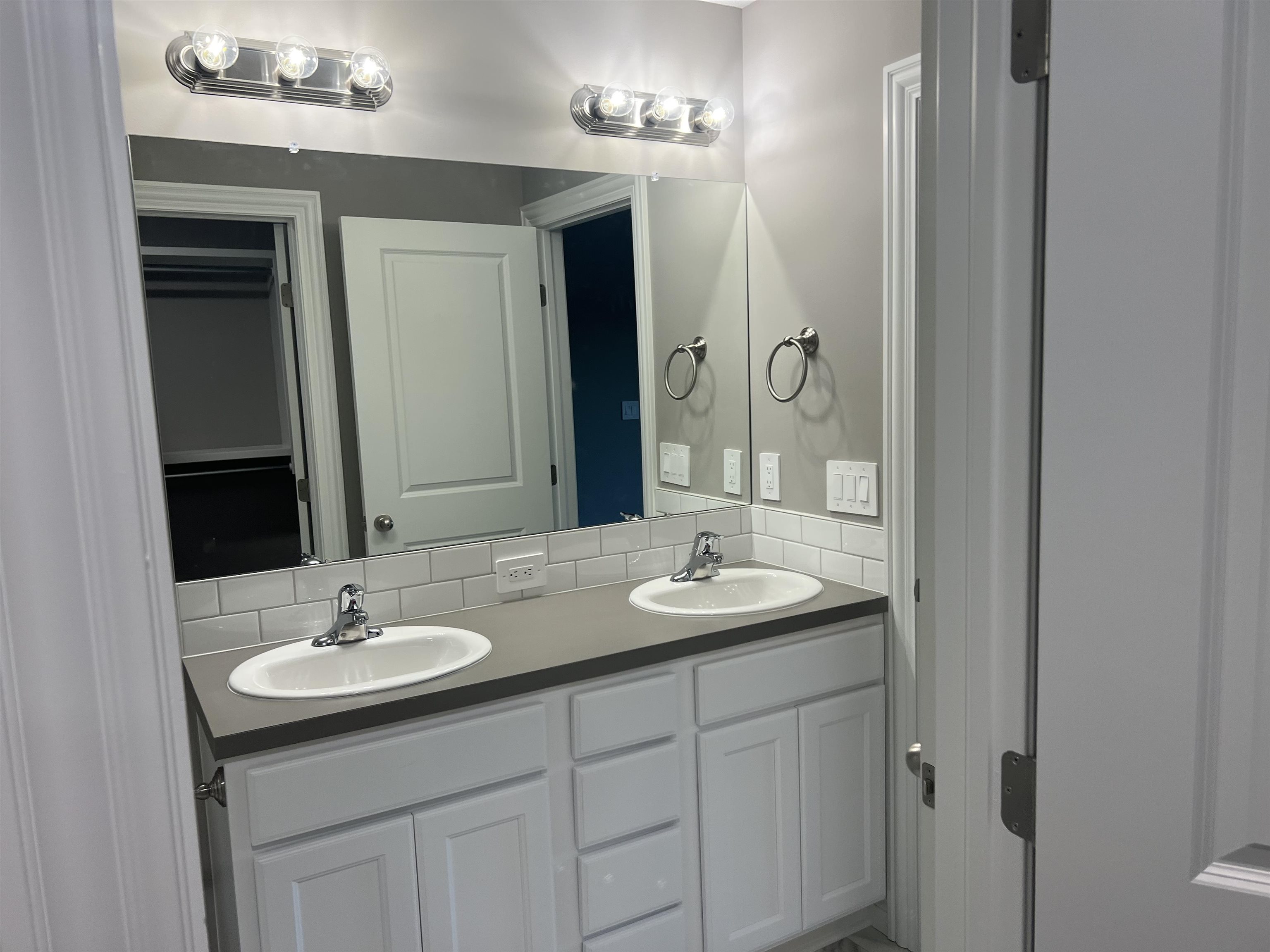 2327 S Hickory Creek Street Wichita KS 67235