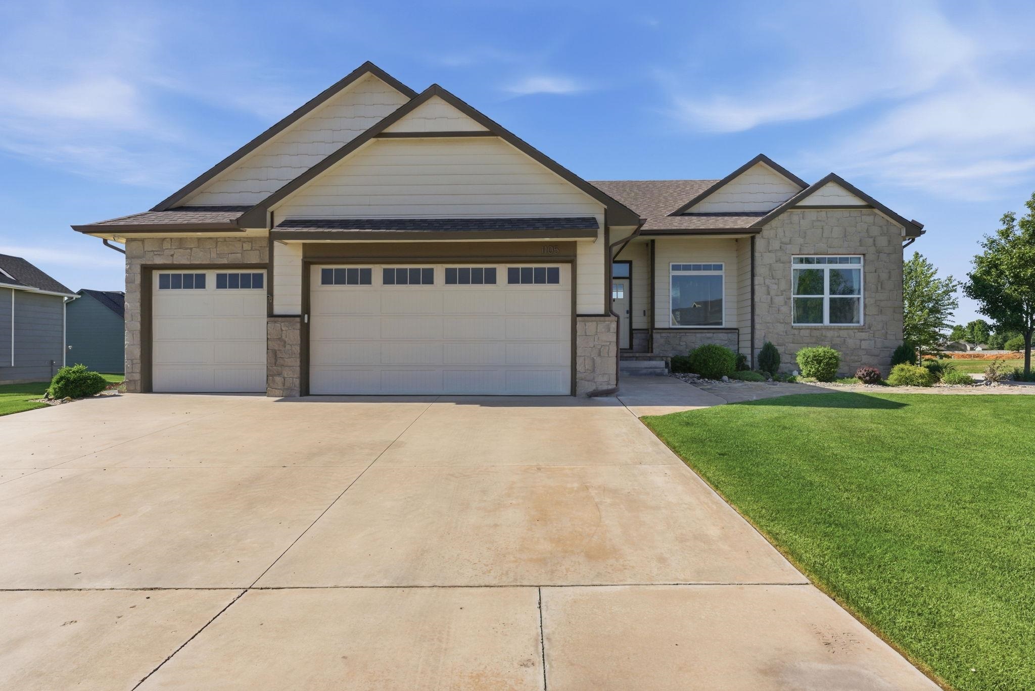 1105 Park Glen Street Clearwater KS 67026