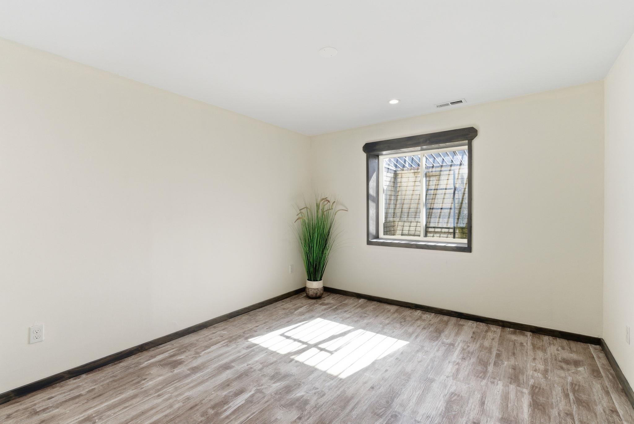 1105 Park Glen Street Clearwater KS 67026