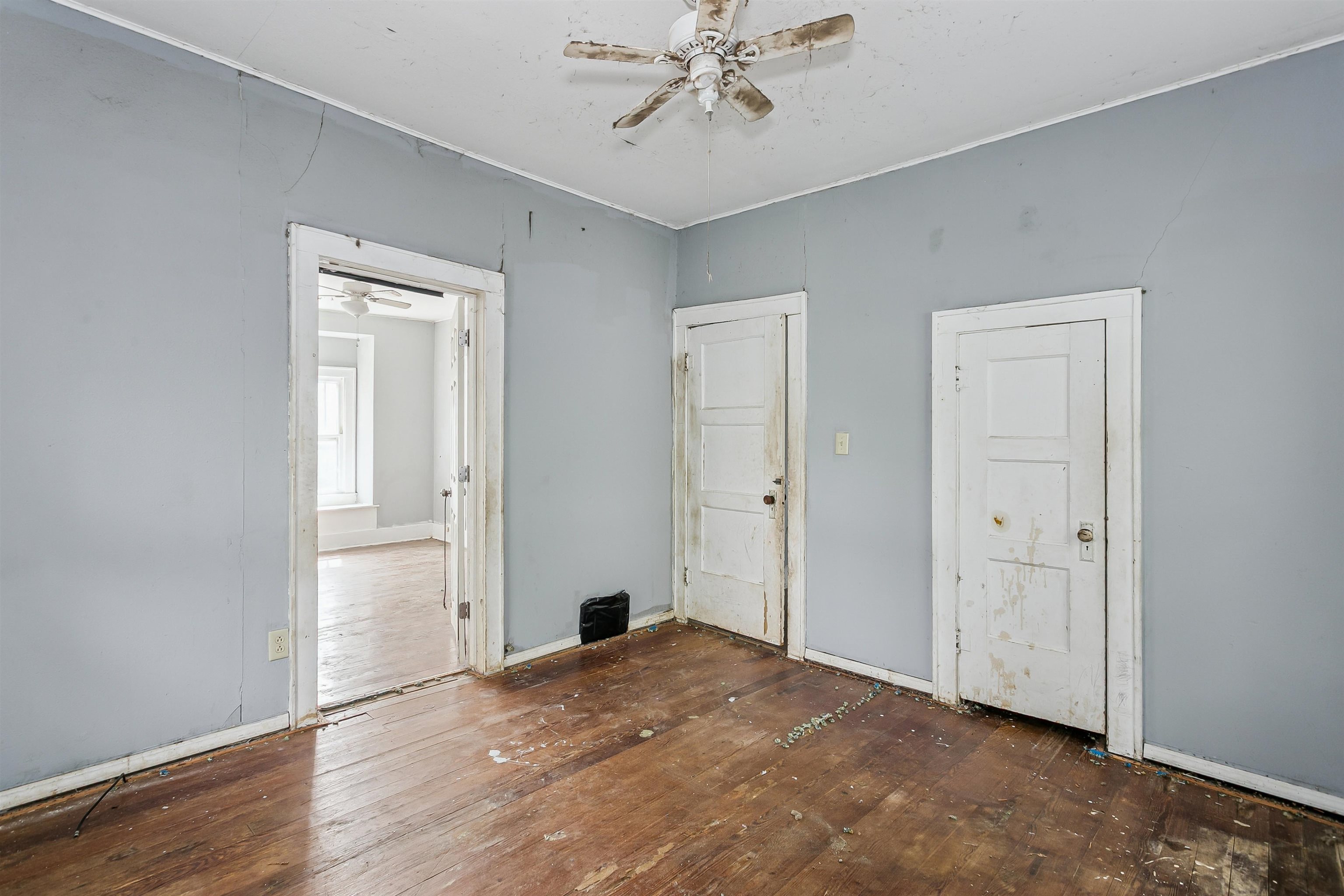 216 E Main Augusta KS 67010-0000