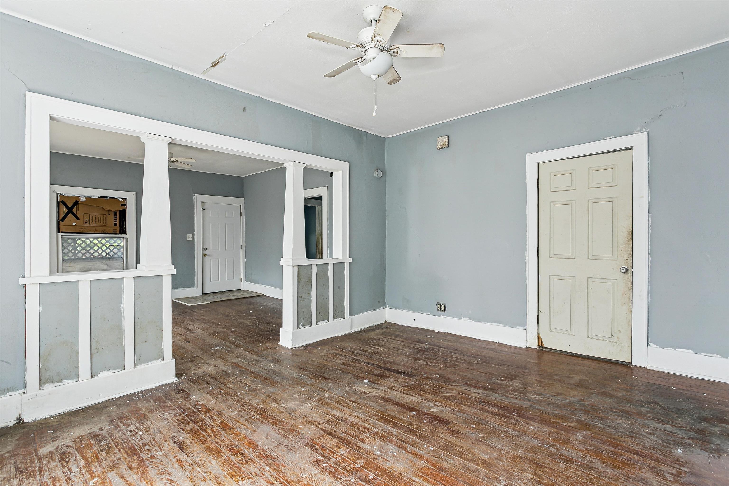 216 E Main Augusta KS 67010-0000