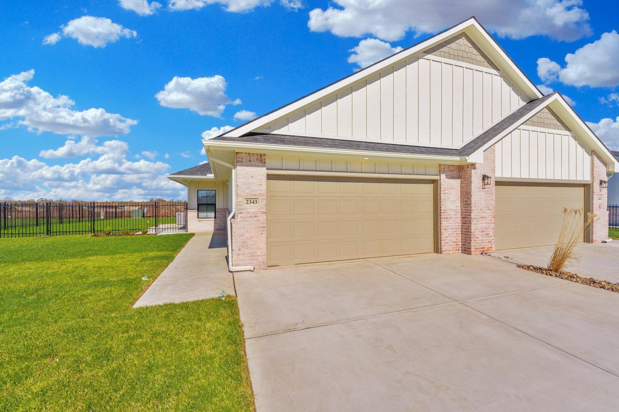 2436 S Pronghorn Street Goddard KS 67052