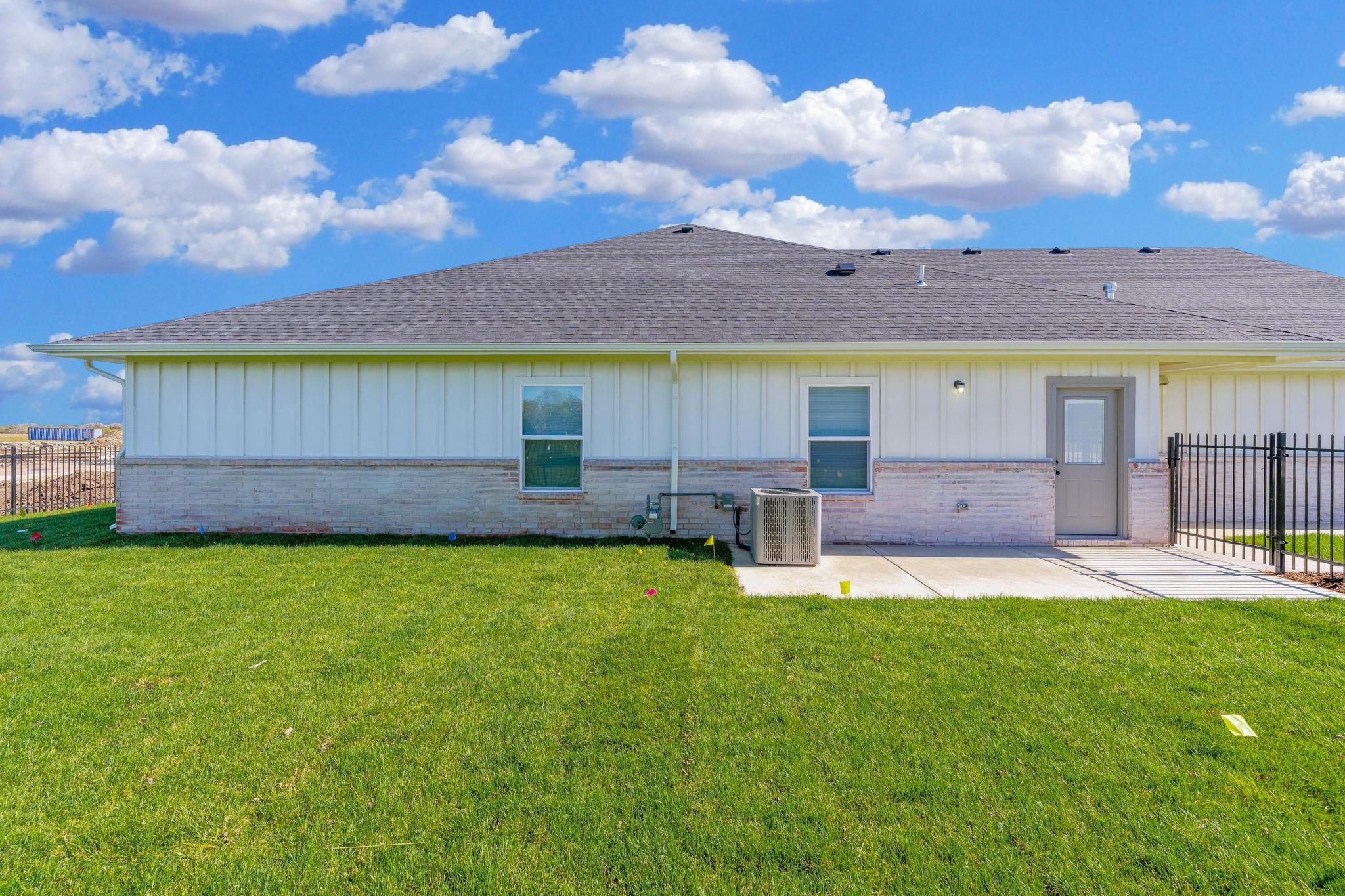 2436 S Pronghorn Street Goddard KS 67052