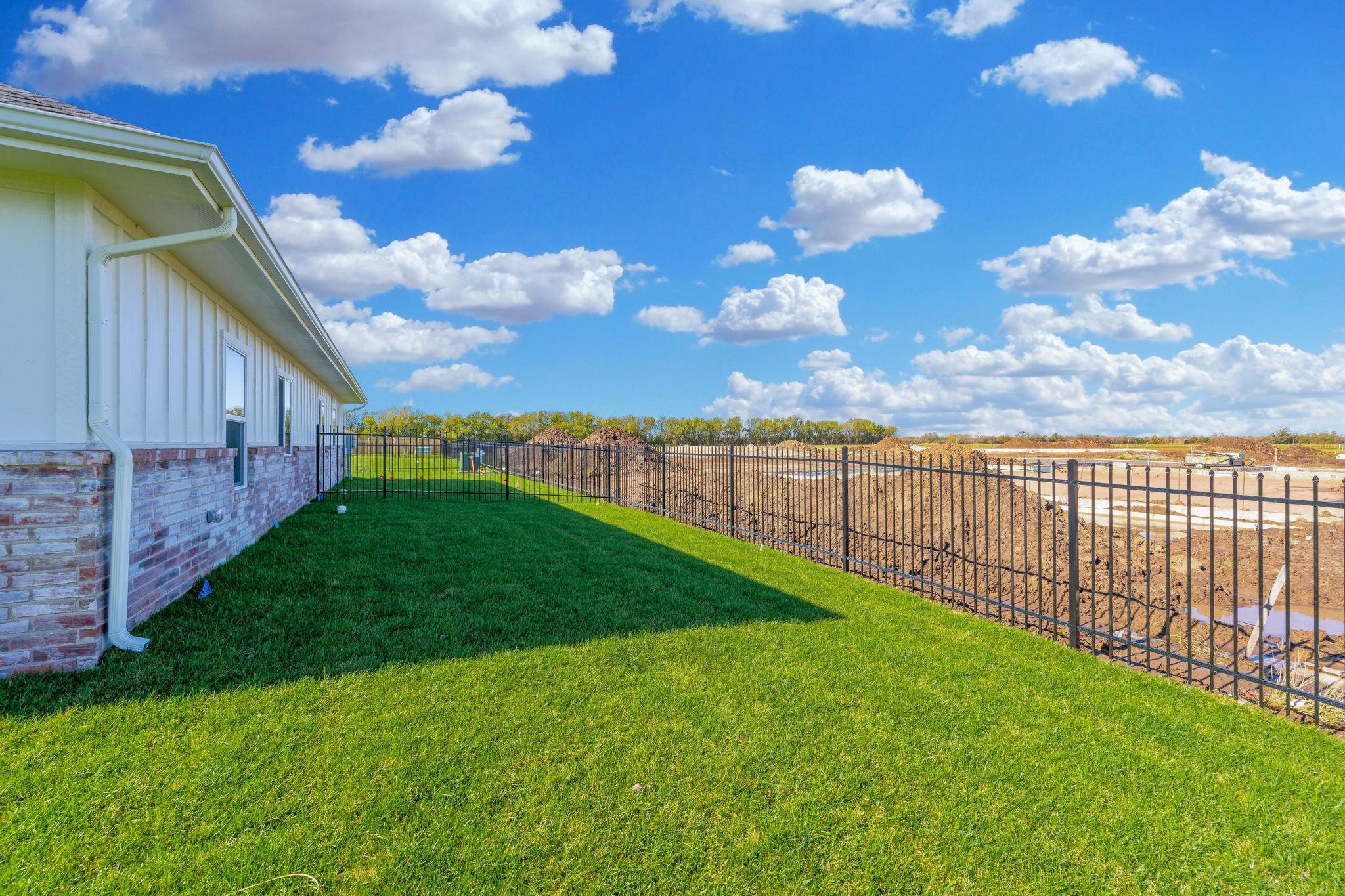 2436 S Pronghorn Street Goddard KS 67052