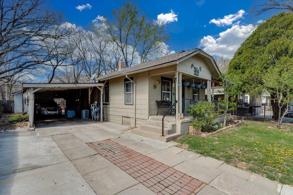 2419 N Rosenthal Avenue Wichita KS 67204-6129