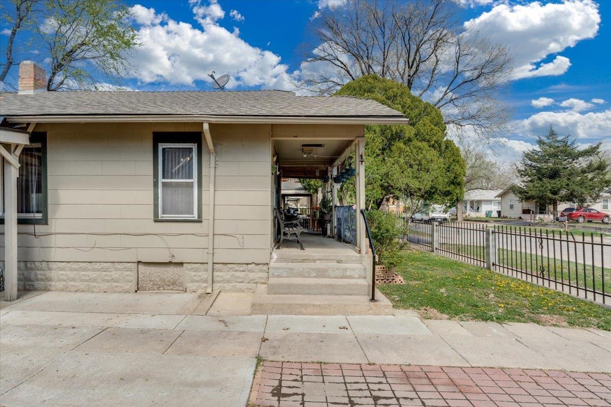 2419 N Rosenthal Avenue Wichita KS 67204-6129