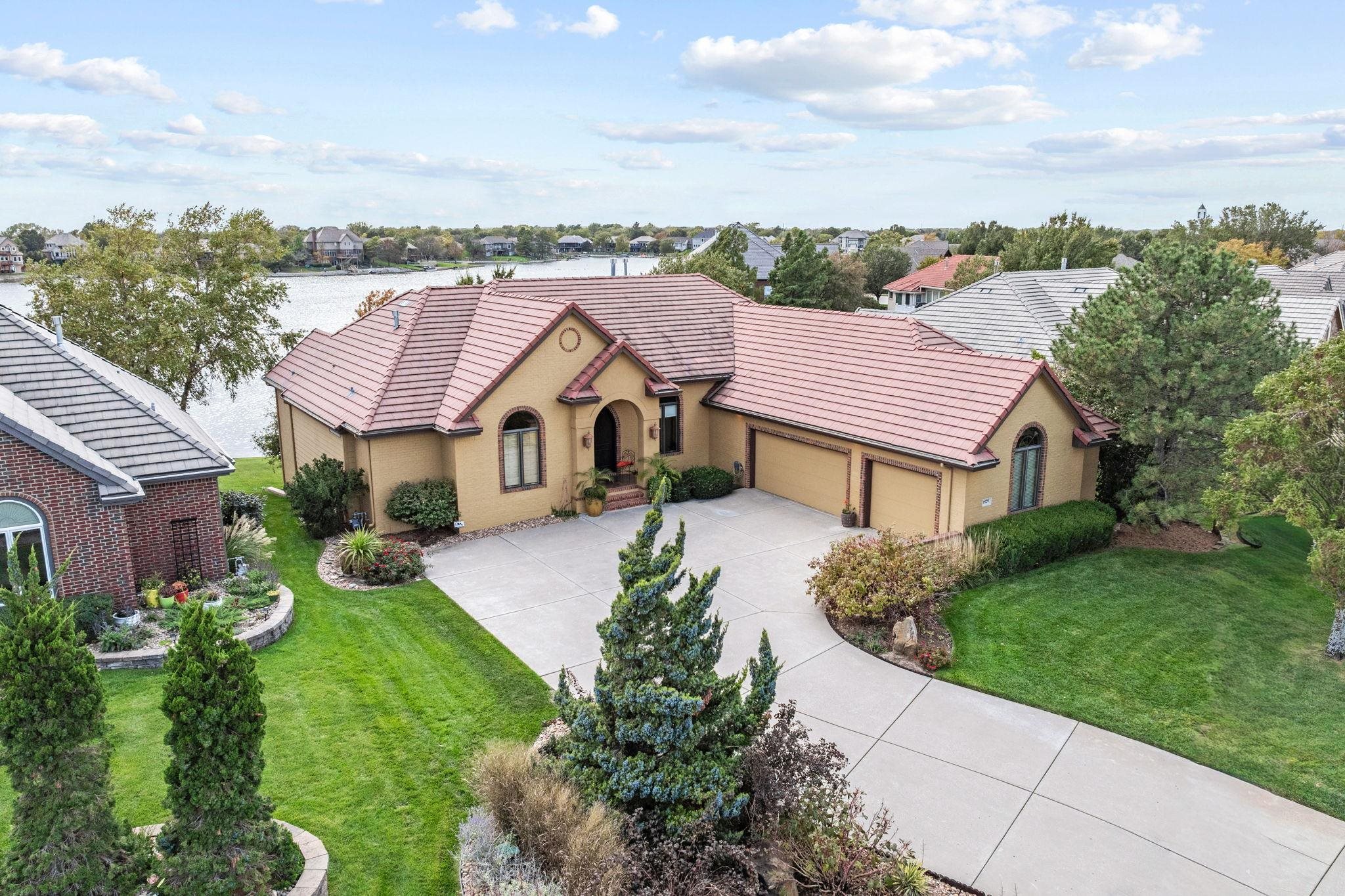 1829 W Harborlight Street Wichita KS 67204
