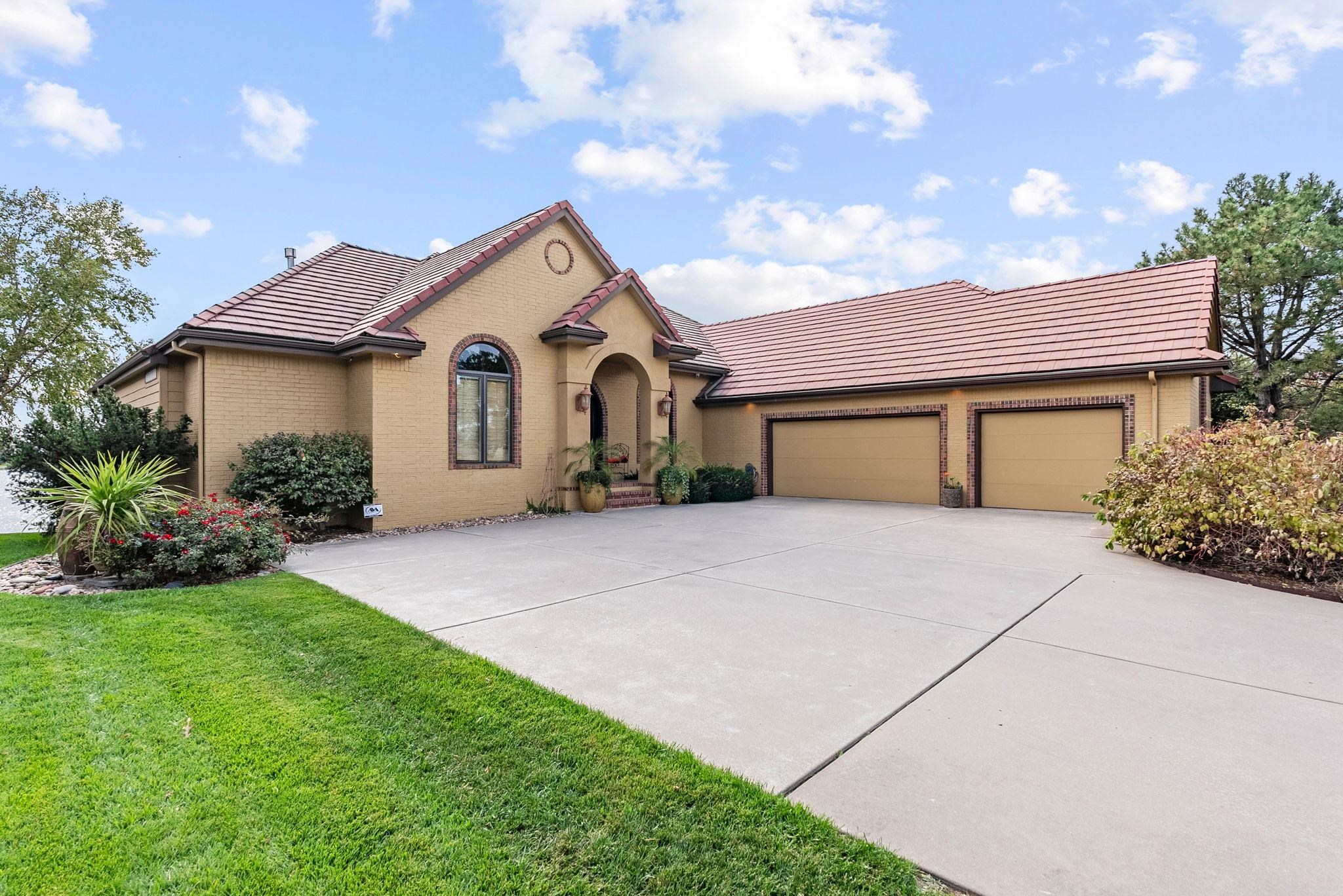 1829 W Harborlight Street Wichita KS 67204