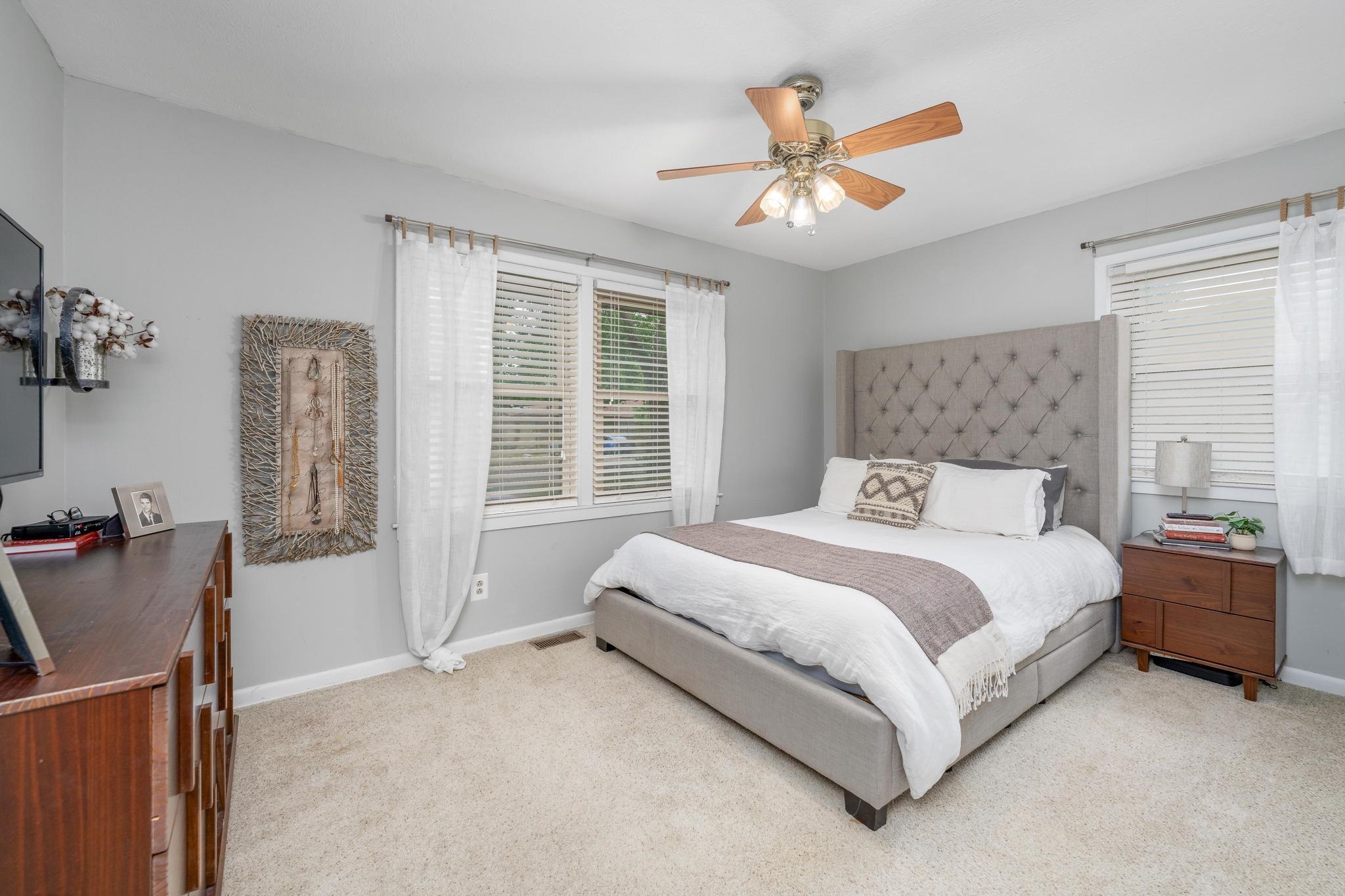 735 N Chickadee Wichita KS 67212