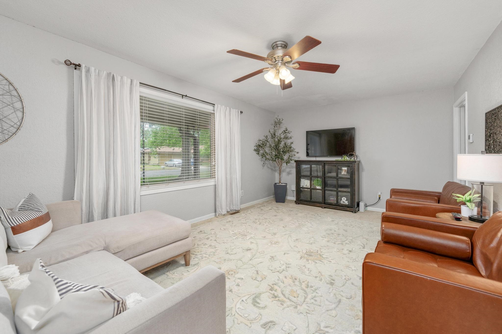 735 N Chickadee Wichita KS 67212