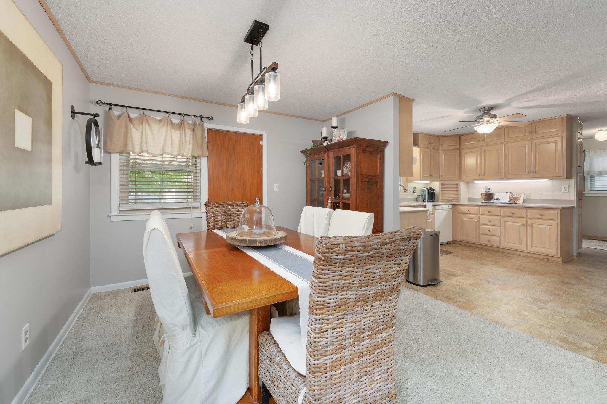 735 N Chickadee Wichita KS 67212