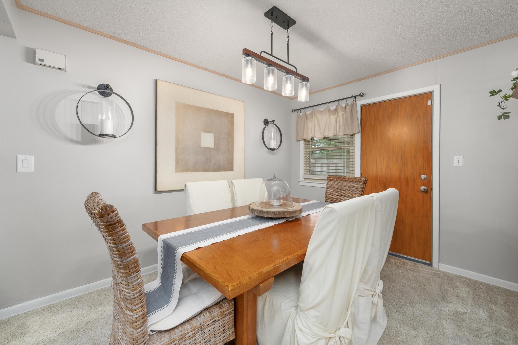 735 N Chickadee Wichita KS 67212
