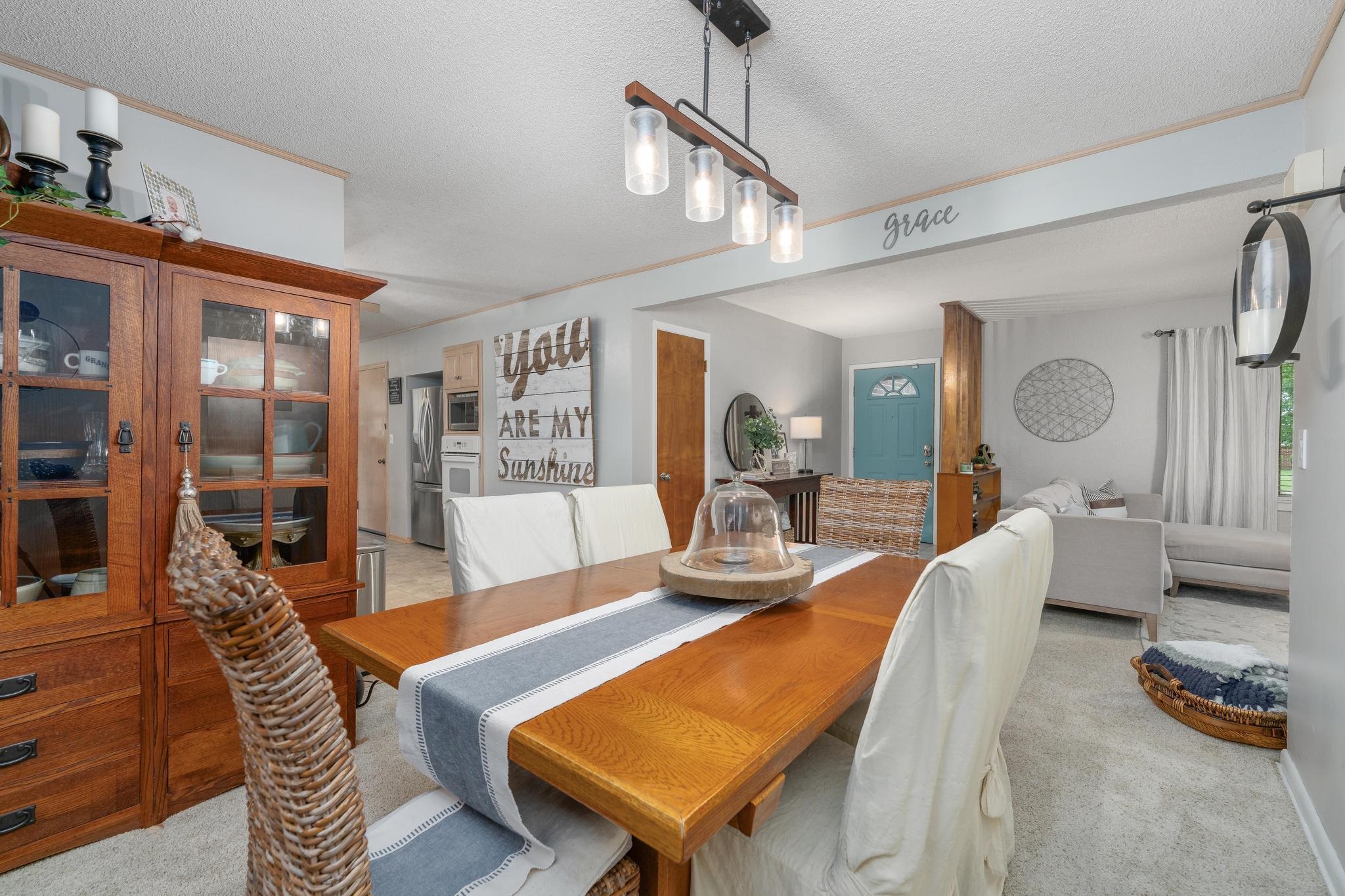 735 N Chickadee Wichita KS 67212