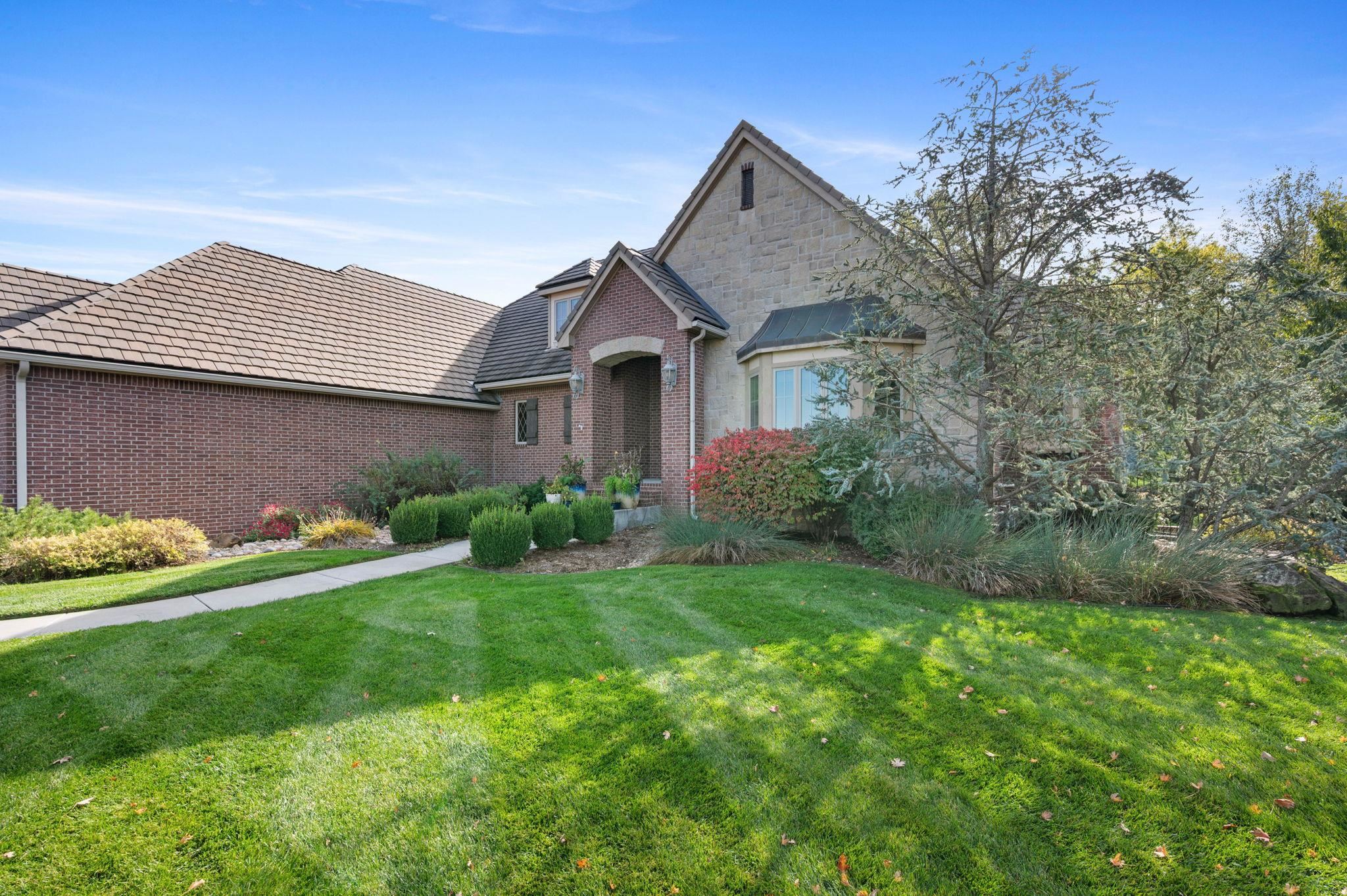 8219 W Meadow Park Wichita KS 67205