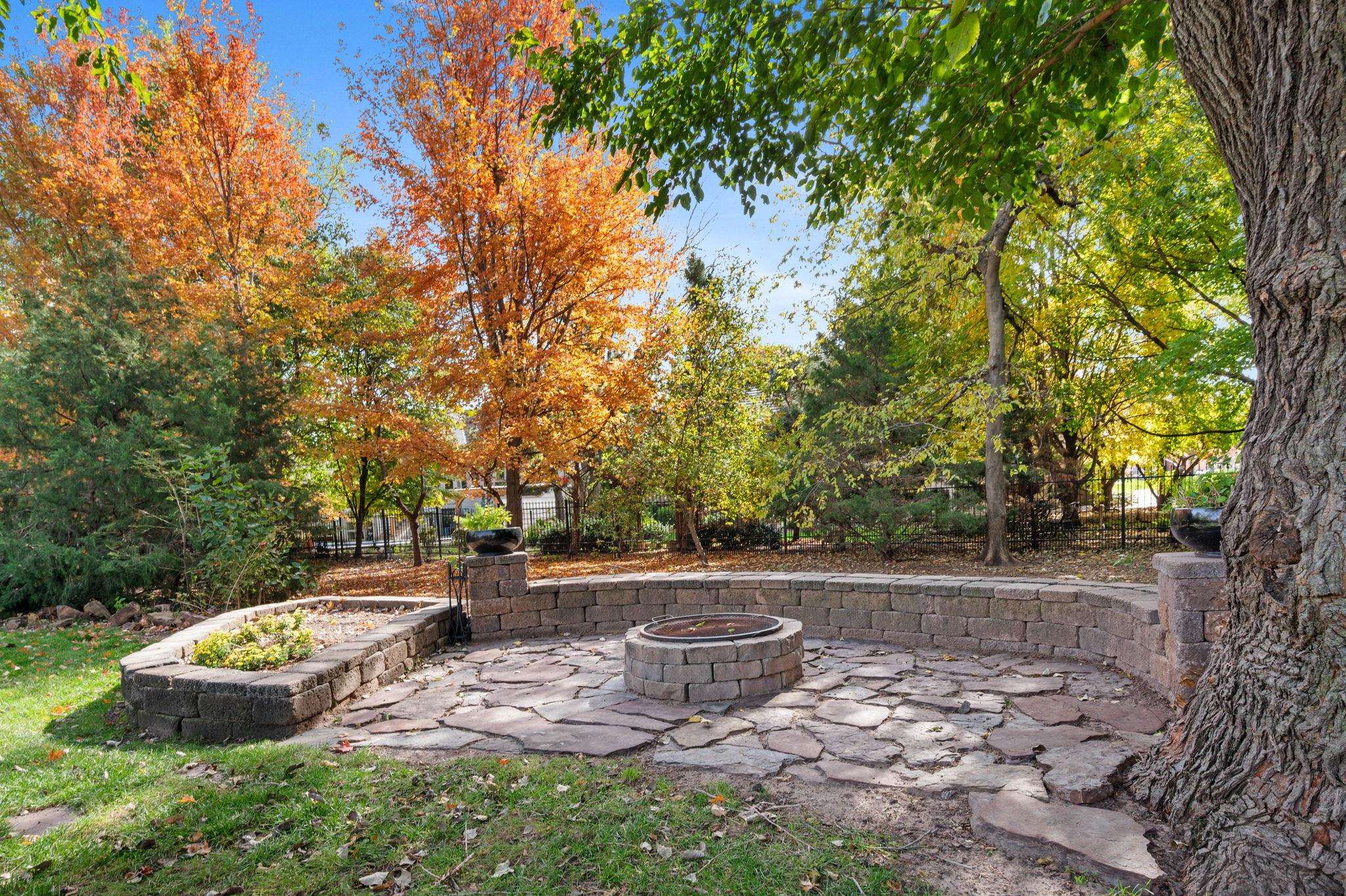 8219 W Meadow Park Wichita KS 67205