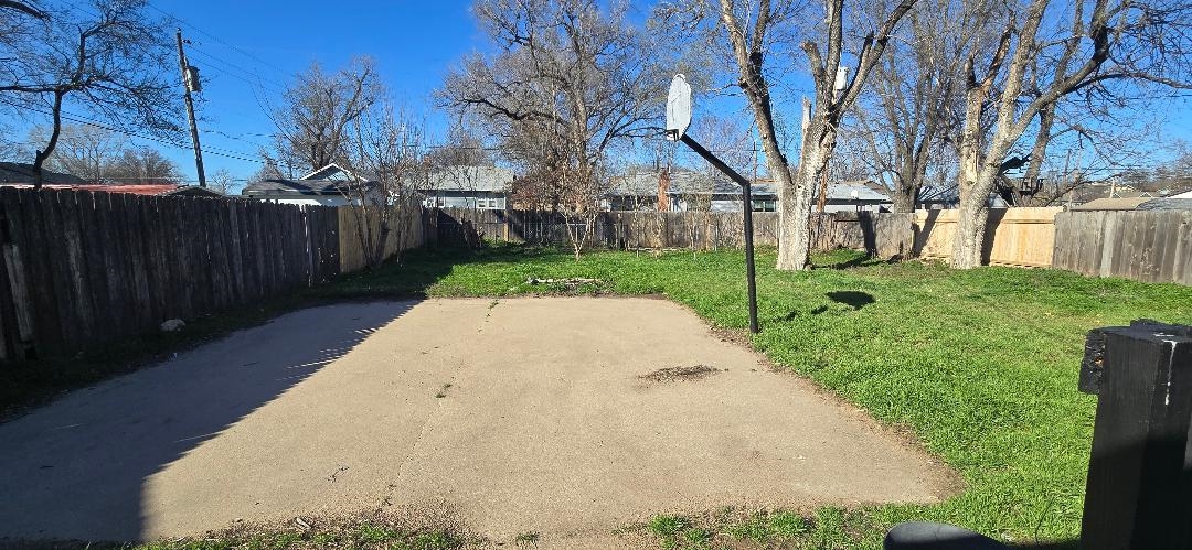 4932 W Briarwood Avenue Wichita KS 67212