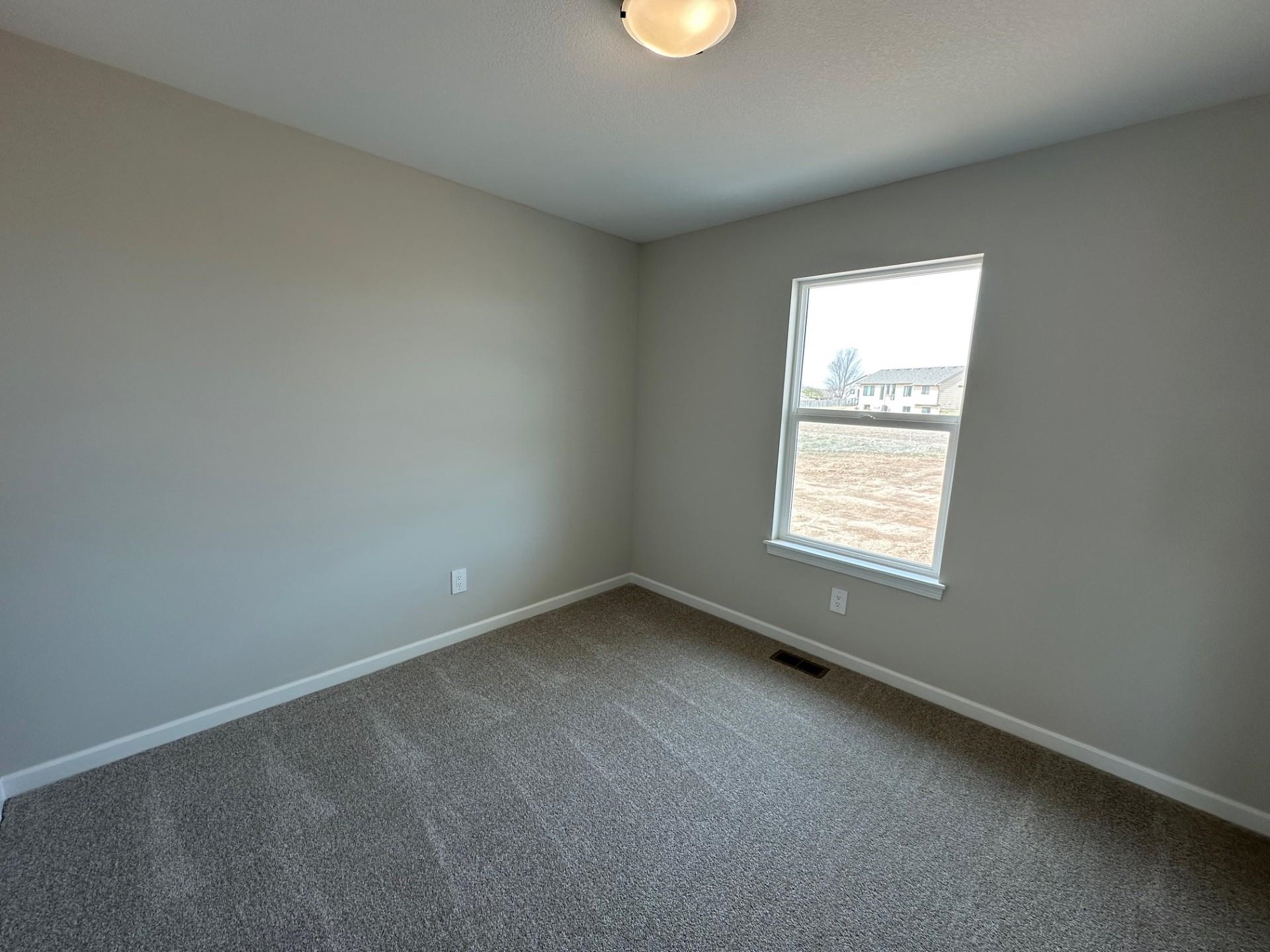 2809 N Rutland Lane Augusta KS 67010