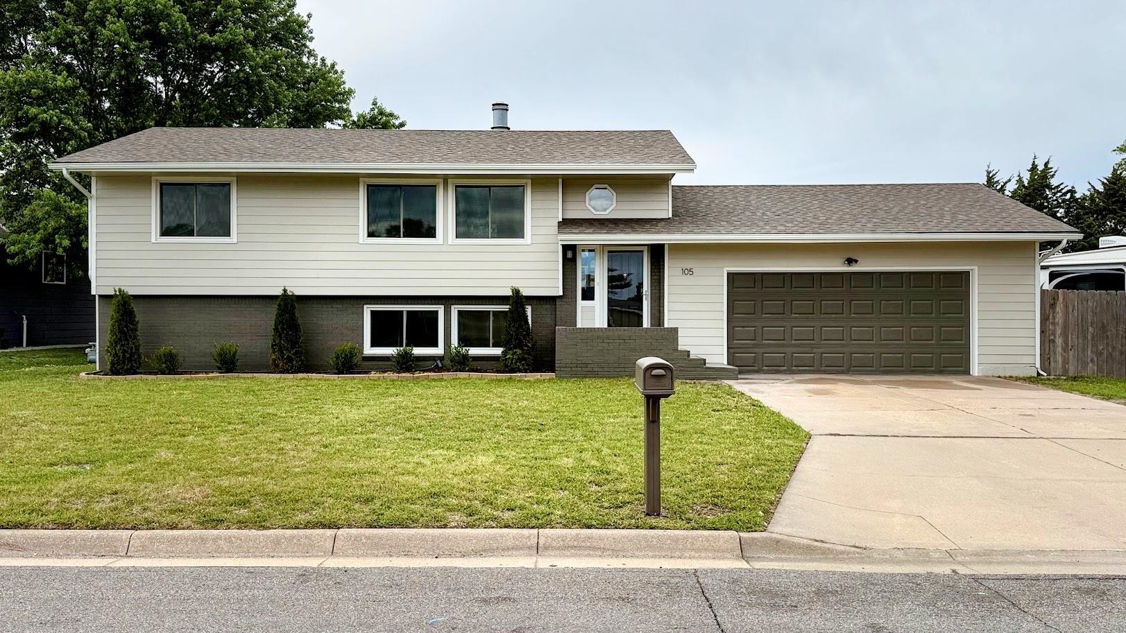 105 Windward Court Newton KS 67114