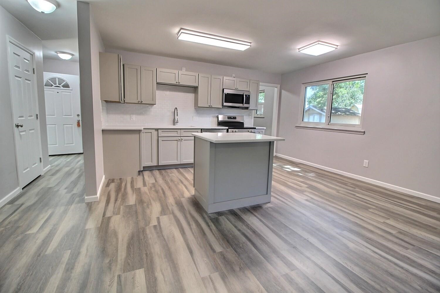 1217 Sunset Mulvane KS 67110