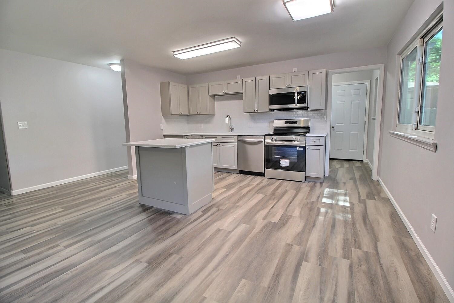 1217 Sunset Mulvane KS 67110