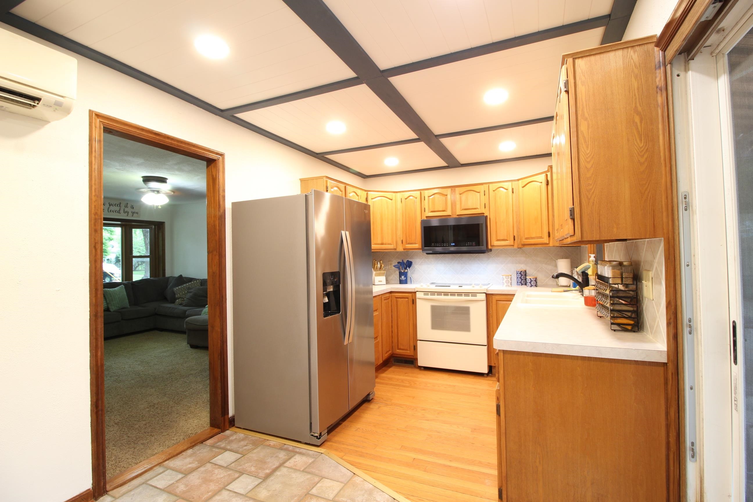 1911 S Faulders Wichita KS 67218