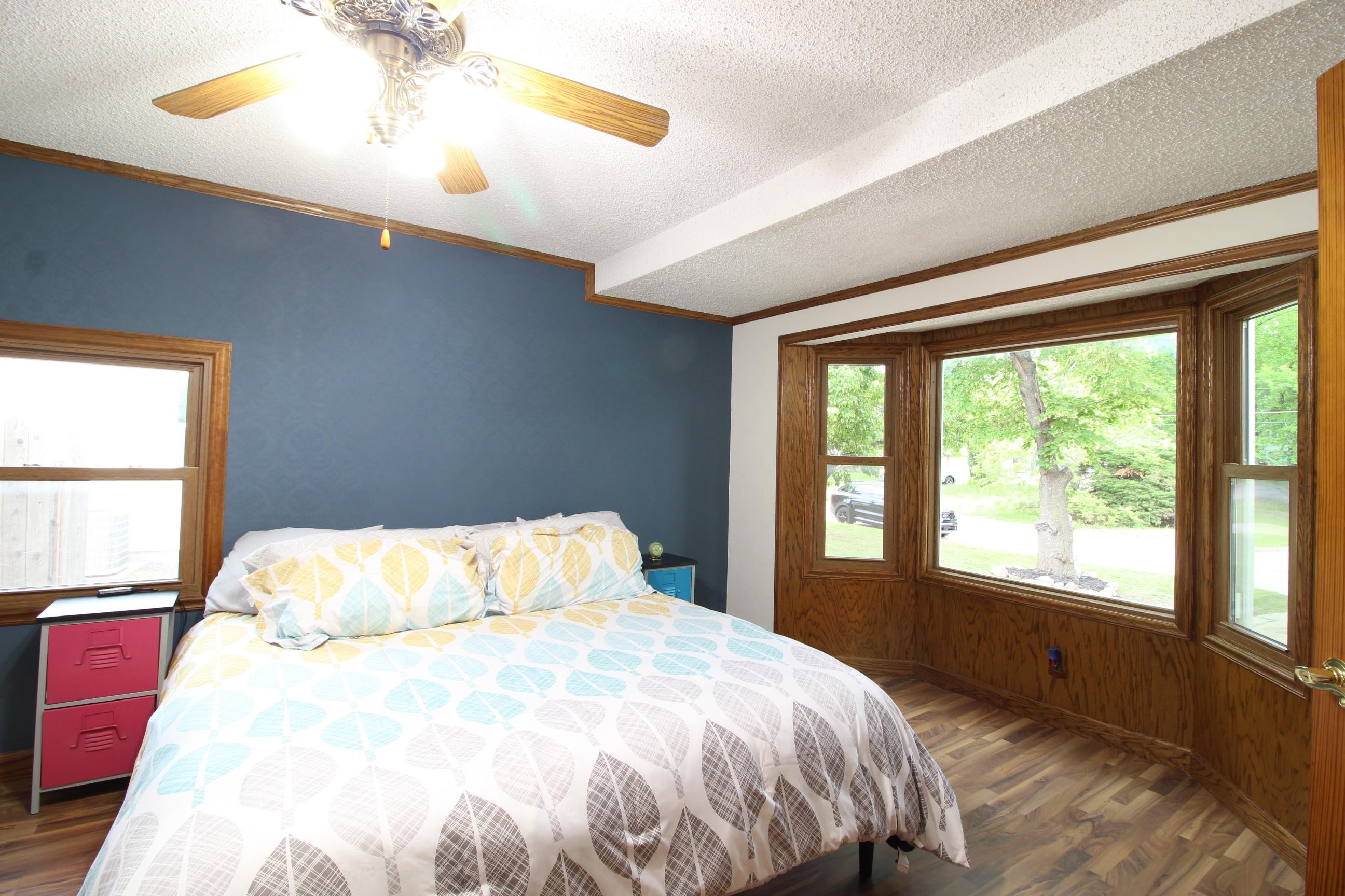 1911 S Faulders Wichita KS 67218