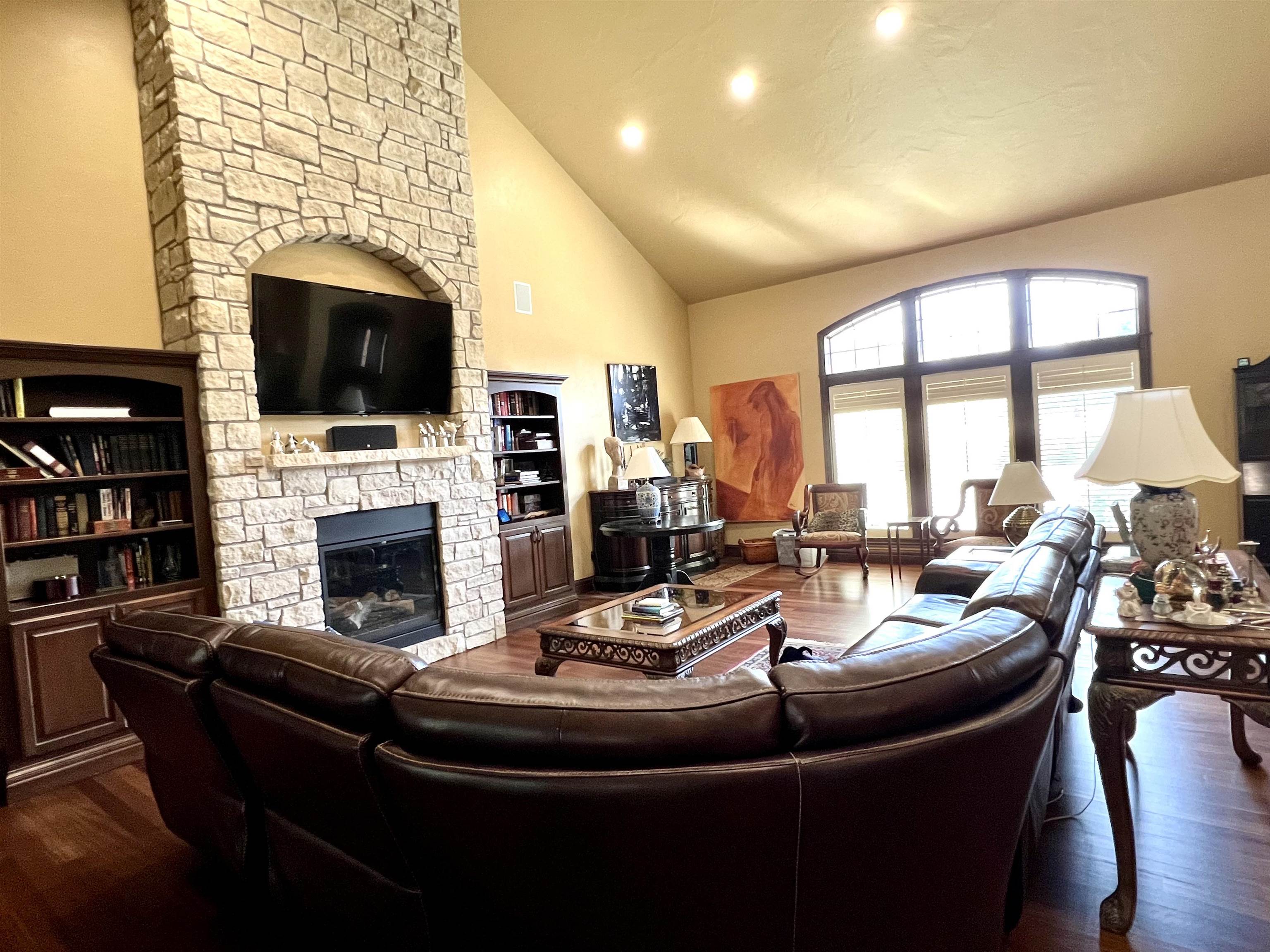 2000 E Madison Arkansas City KS 67005