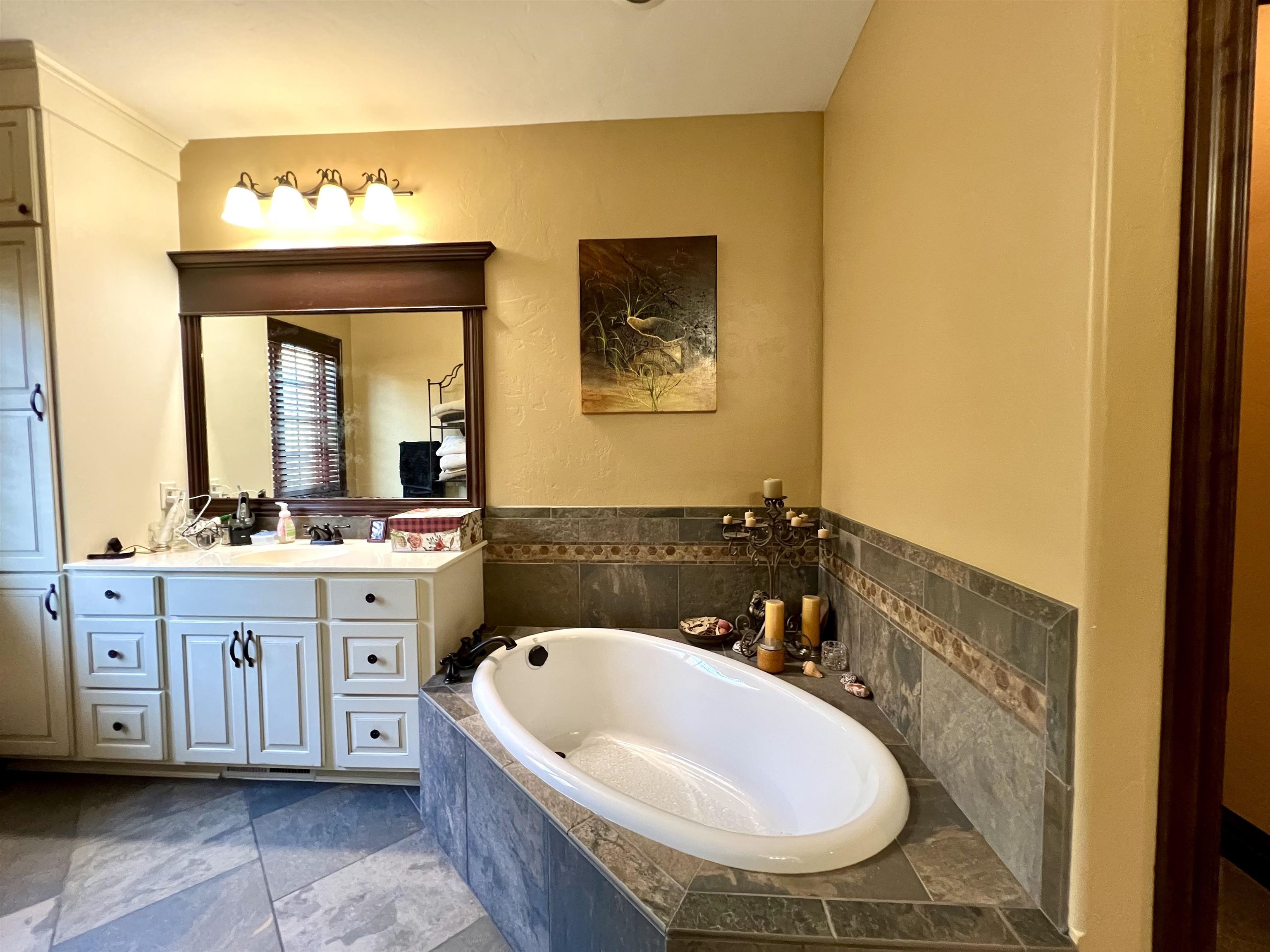 2000 E Madison Arkansas City KS 67005