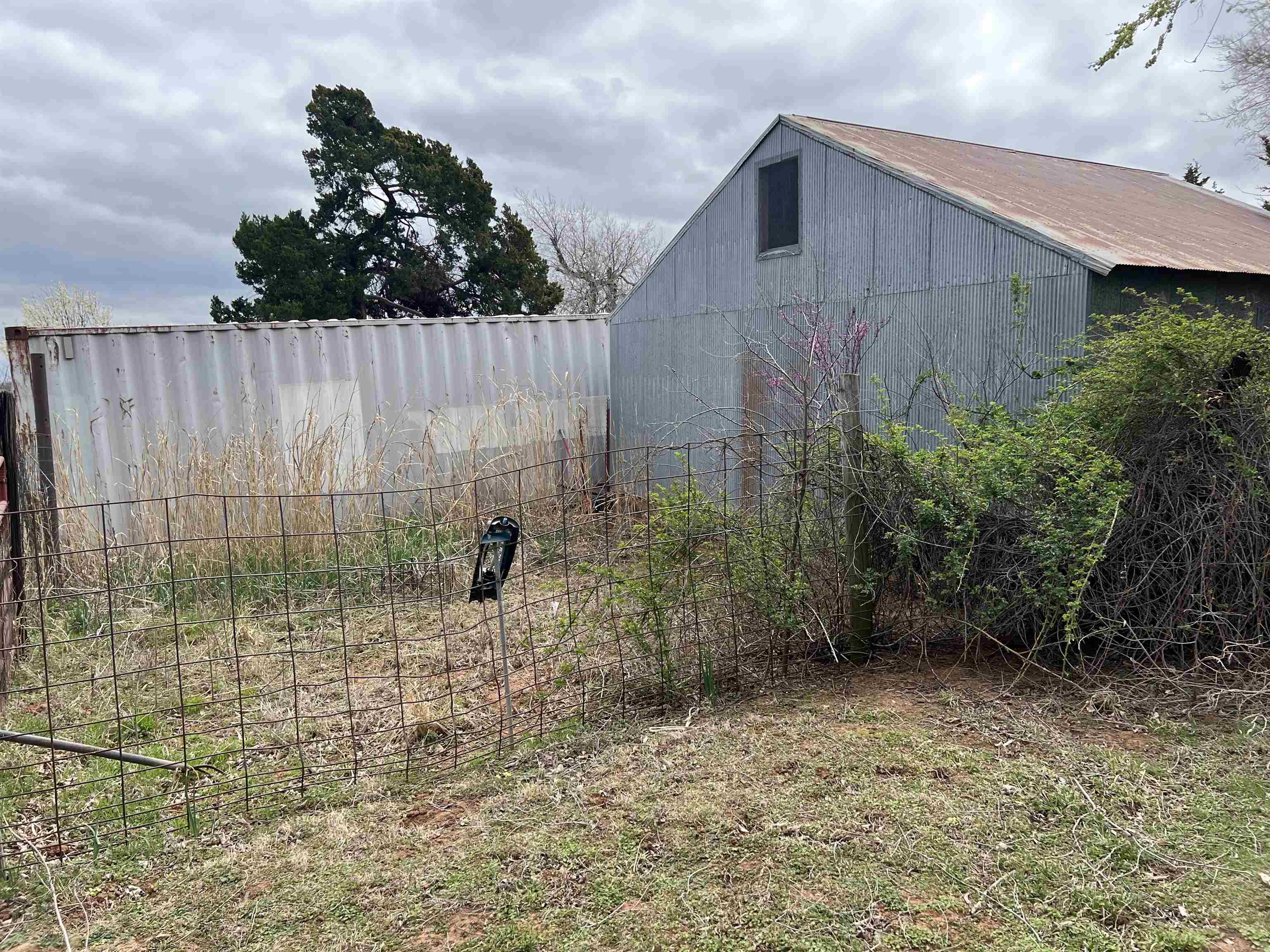 521 Central Avenue Bluff City KS 67018