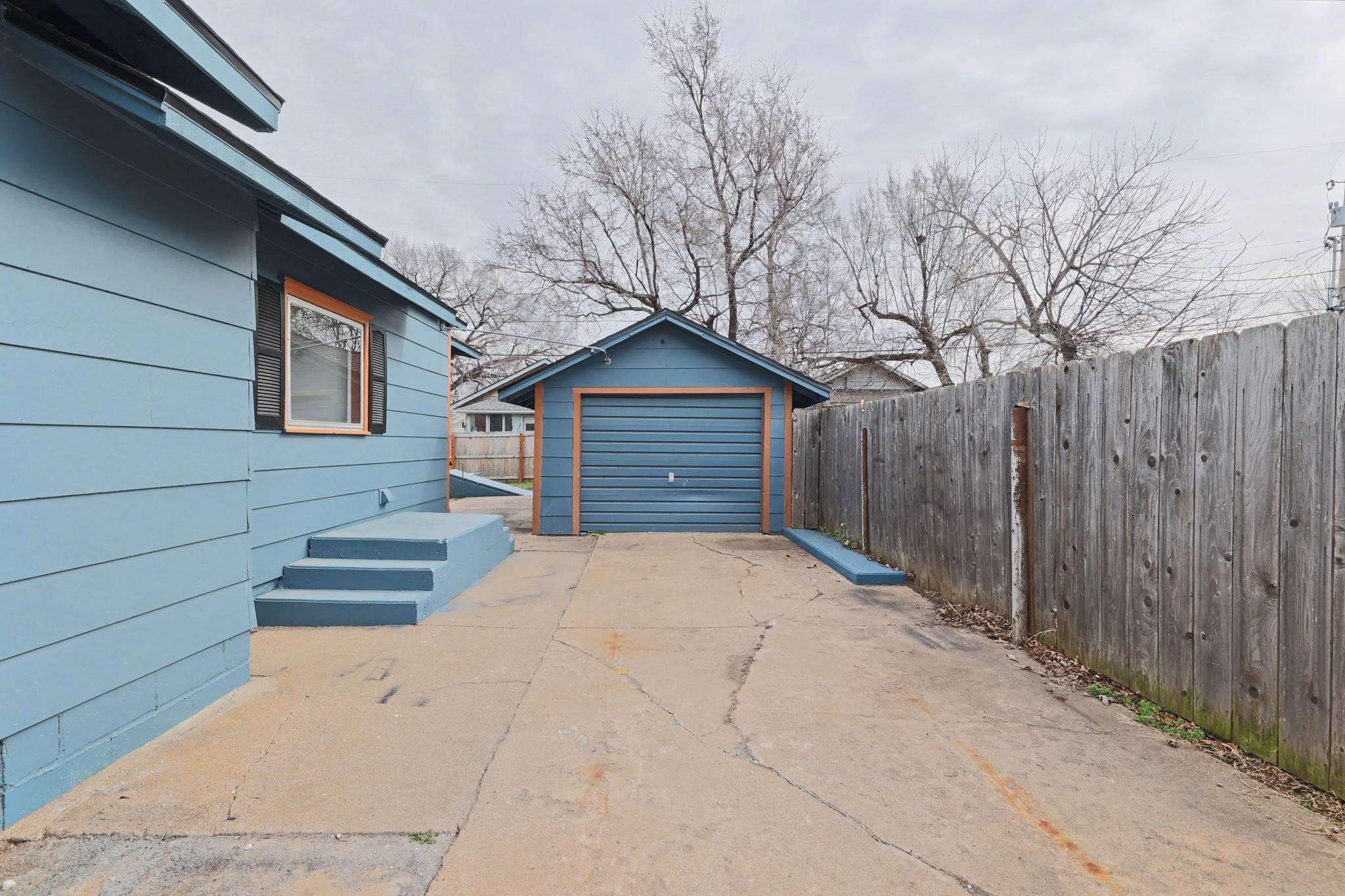 518 N High Street El Dorado KS 67042