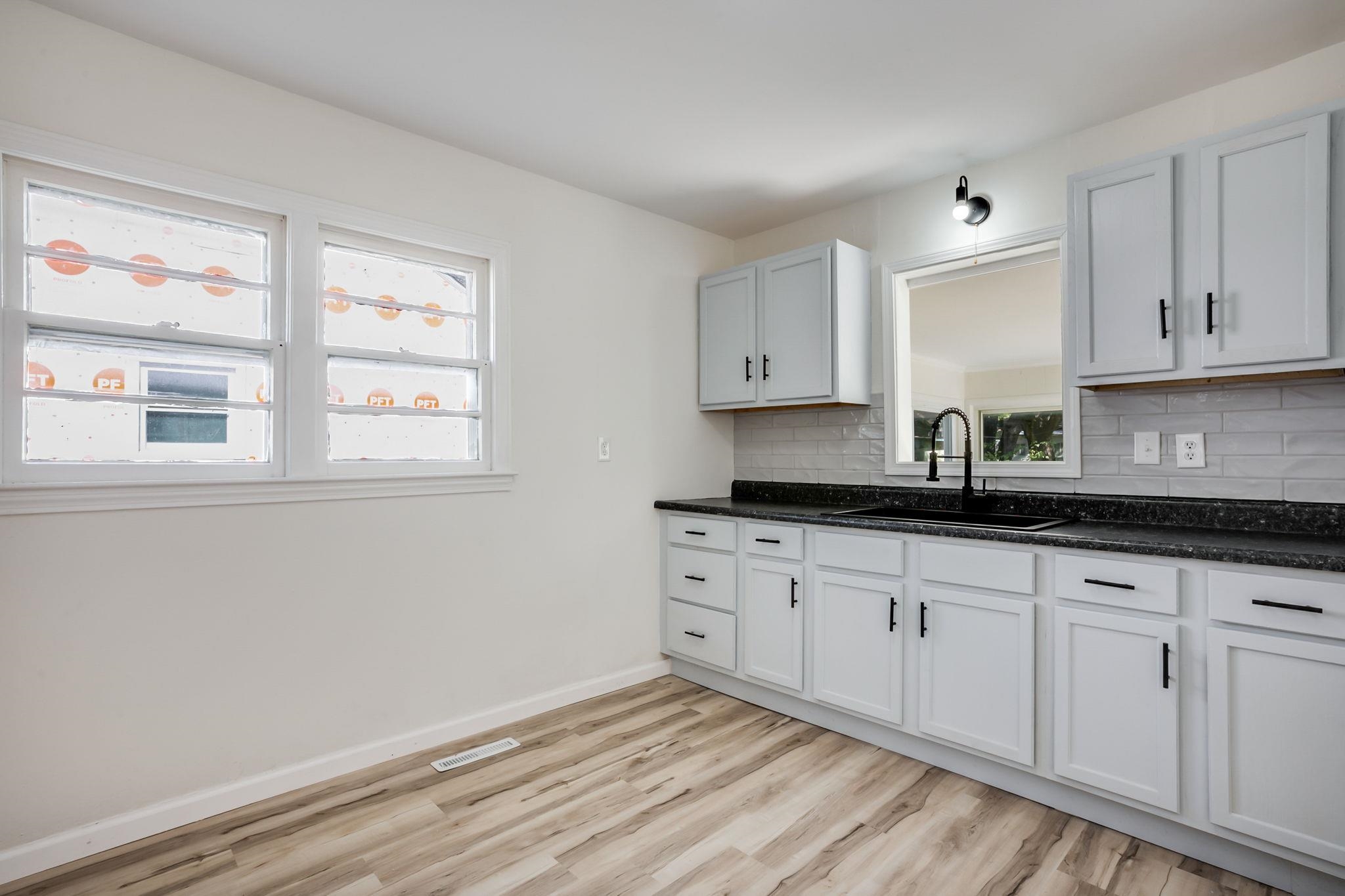 622 Sylvan Lane Wichita KS 67218
