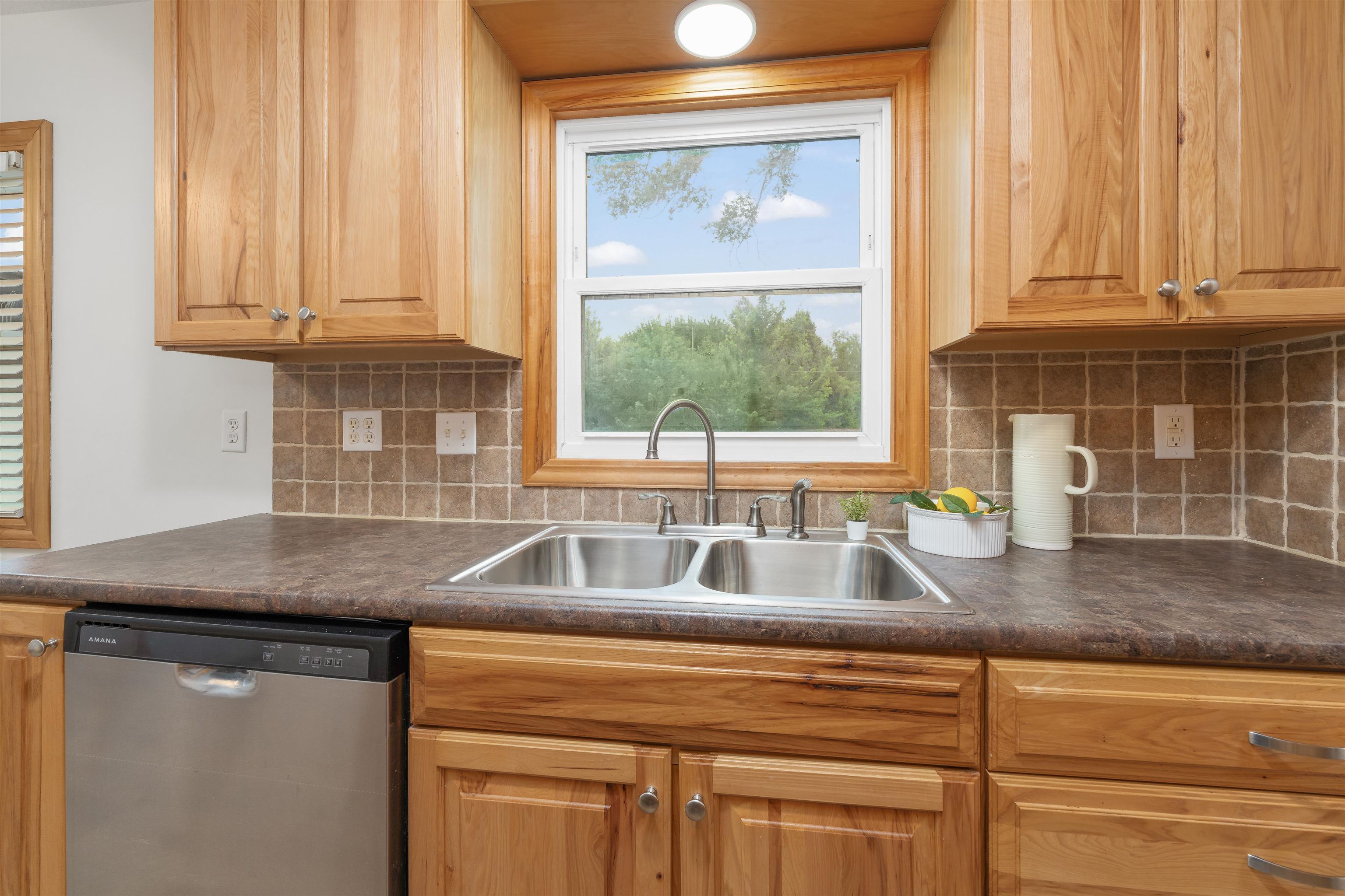 502 Riverdale Drive Mulvane KS 67110