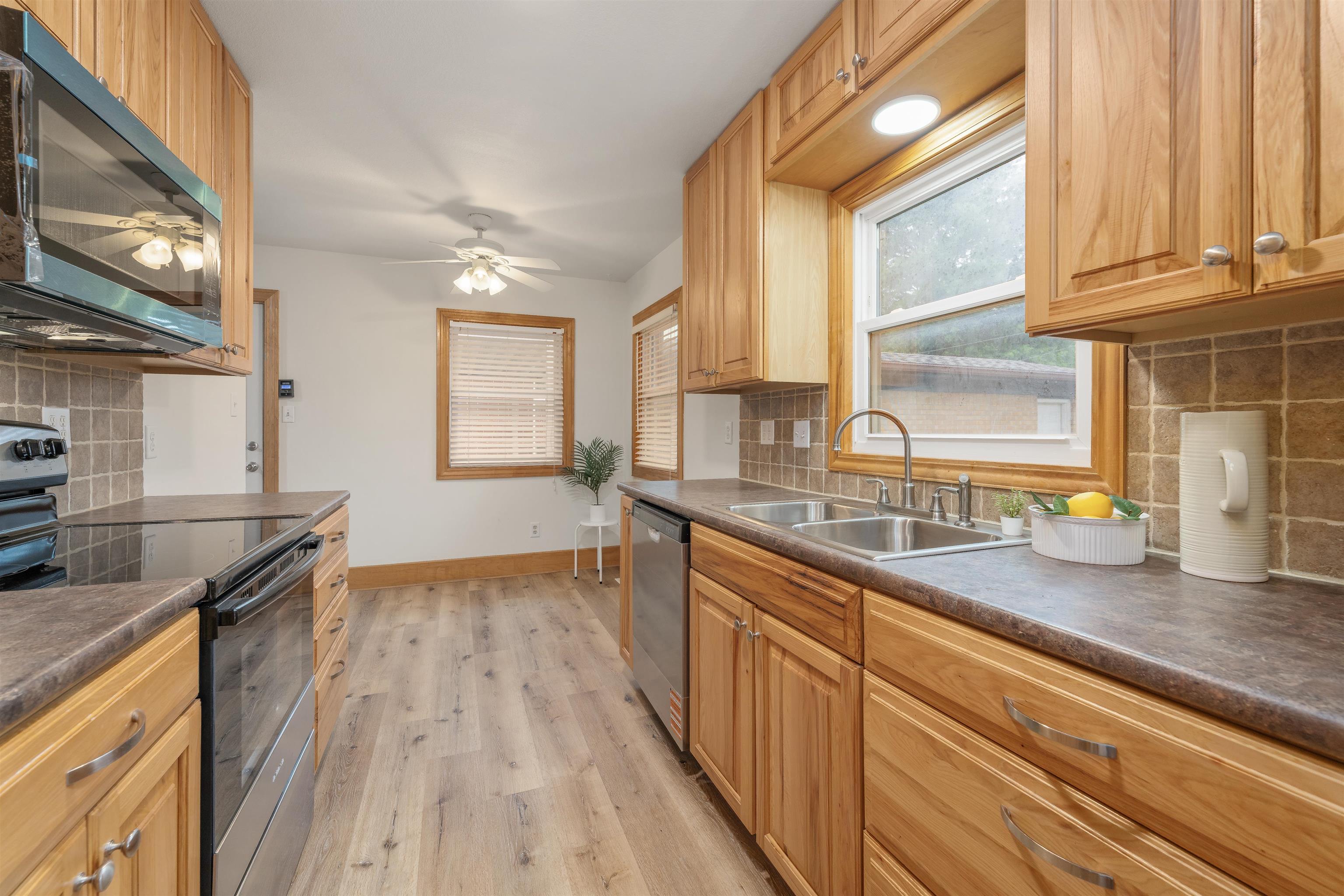 502 Riverdale Drive Mulvane KS 67110
