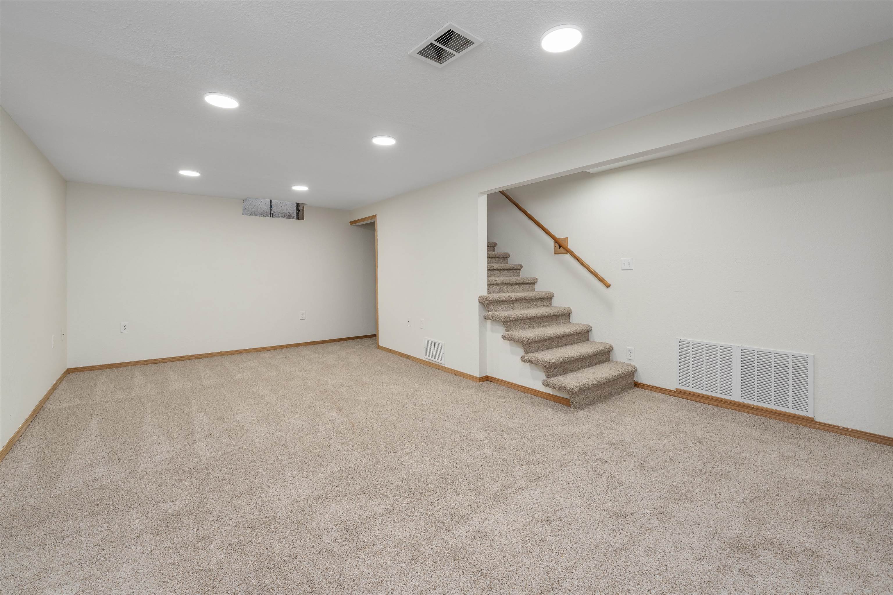 502 Riverdale Drive Mulvane KS 67110