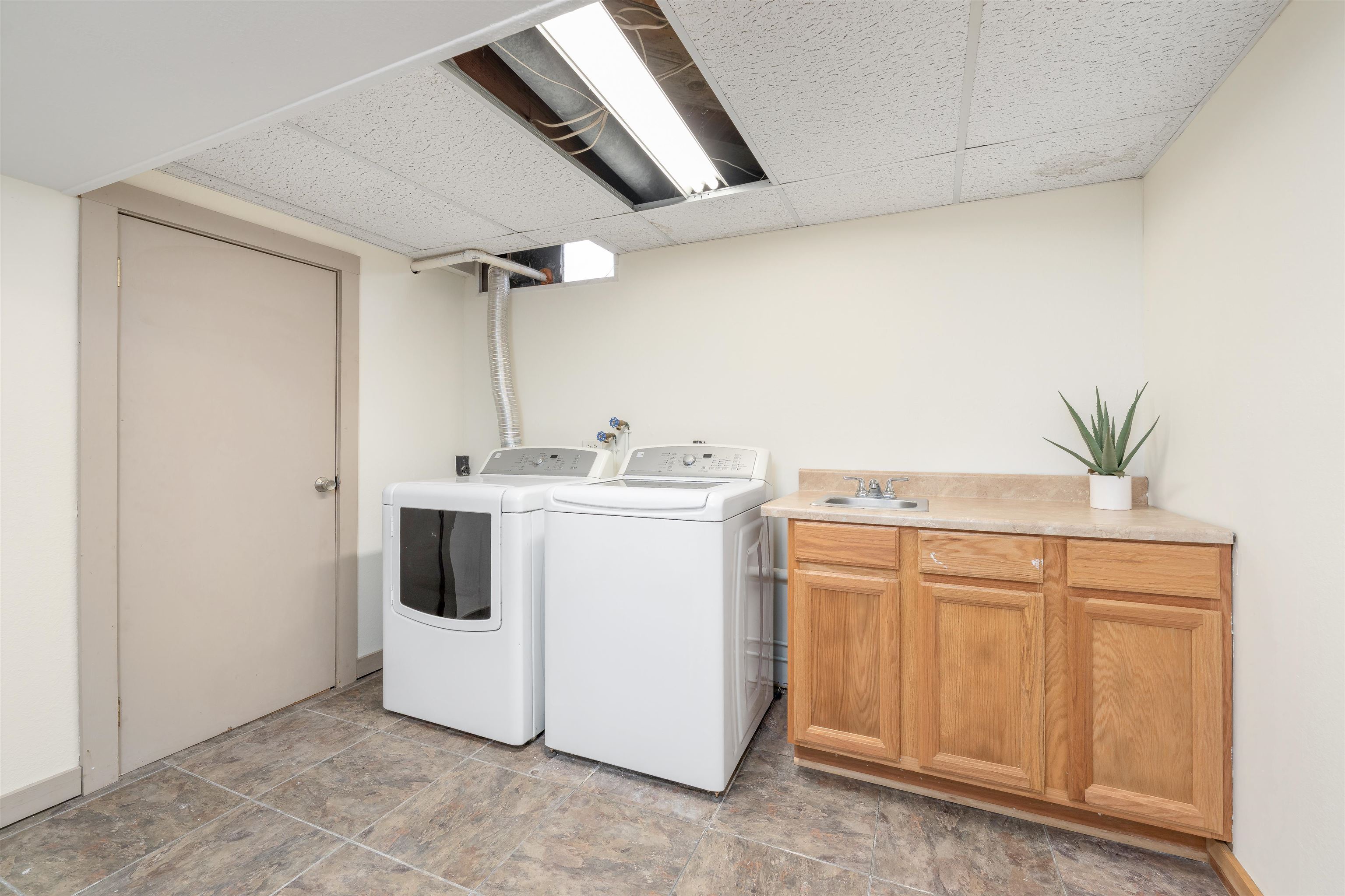 502 Riverdale Drive Mulvane KS 67110