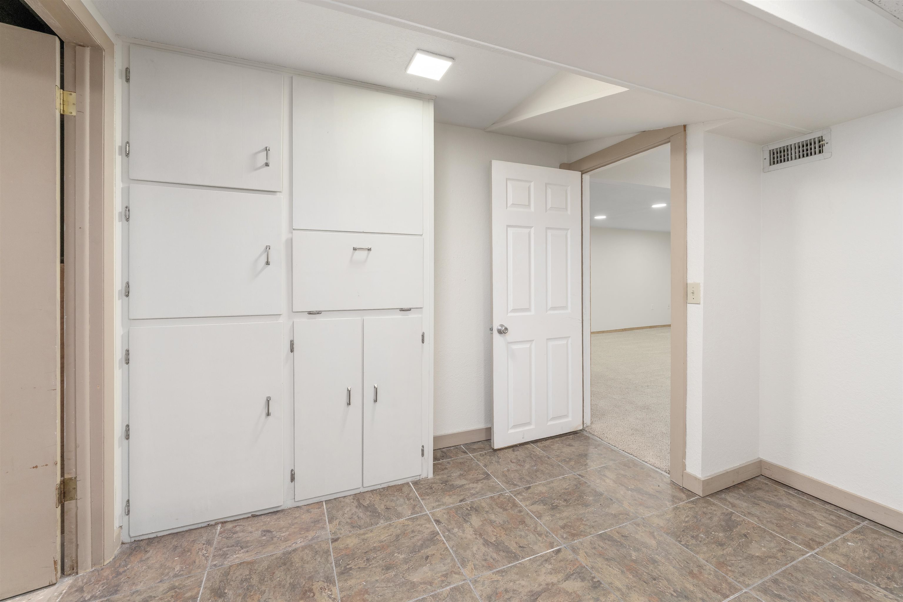 502 Riverdale Drive Mulvane KS 67110