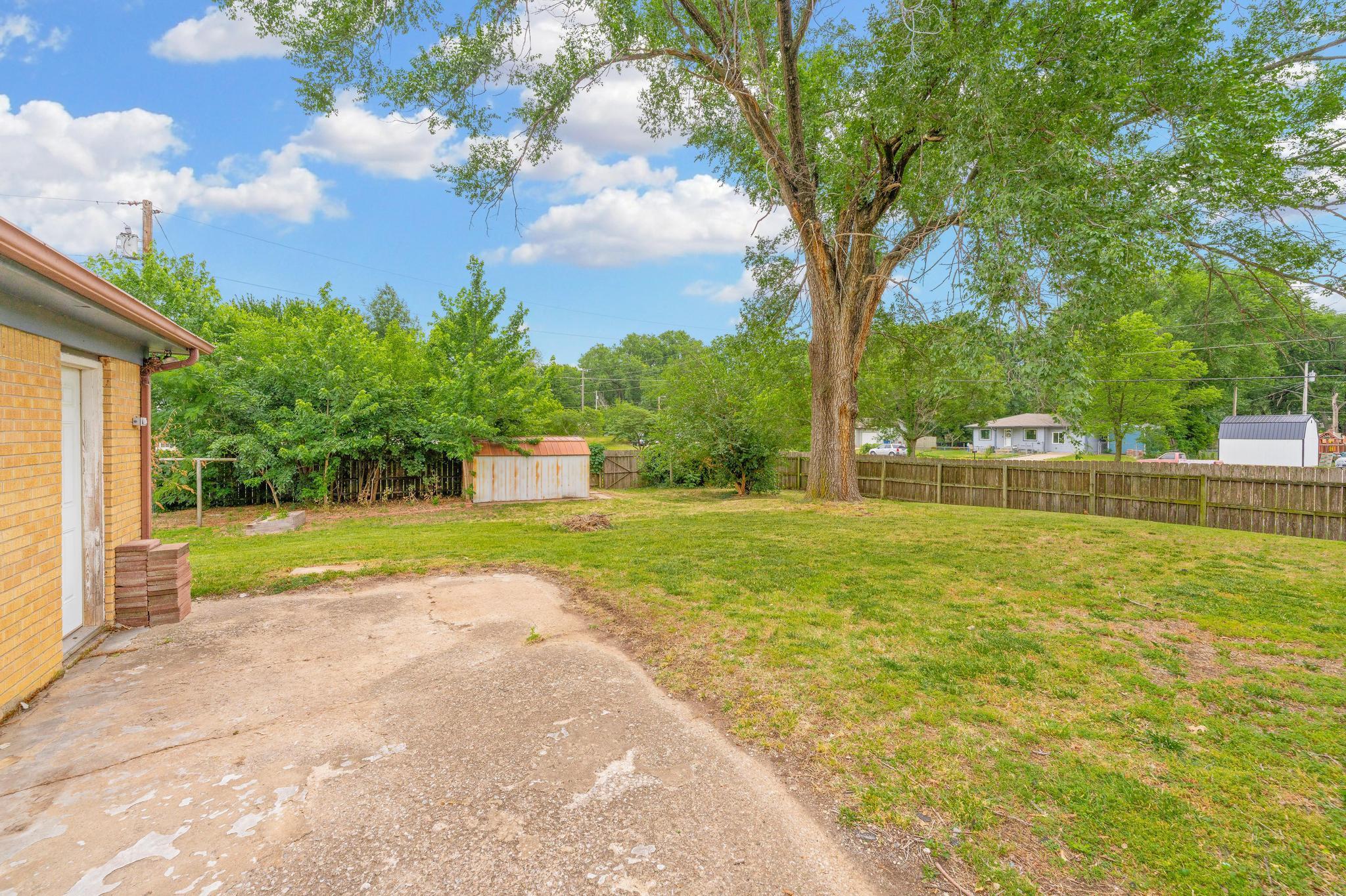502 Riverdale Drive Mulvane KS 67110