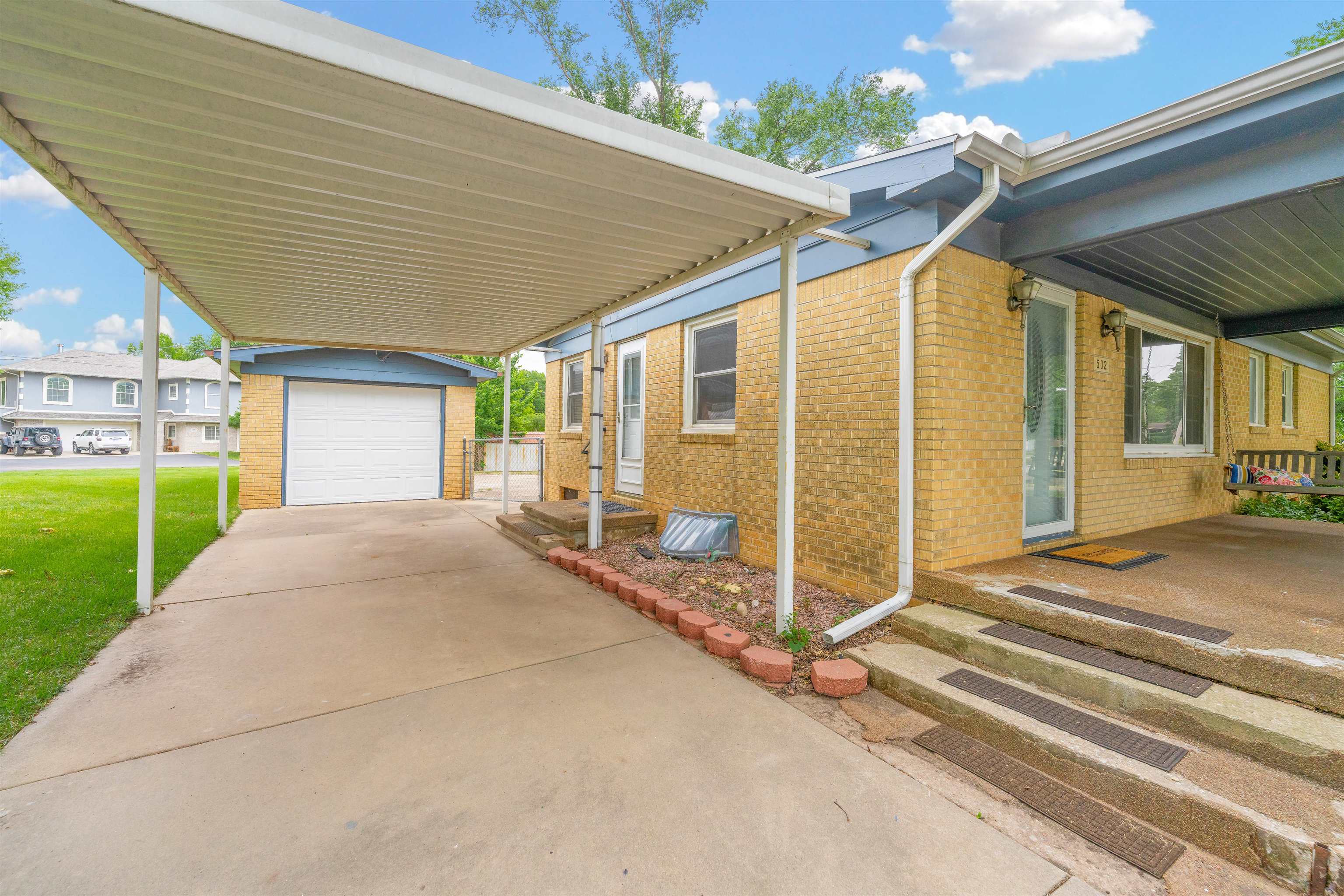 502 Riverdale Drive Mulvane KS 67110