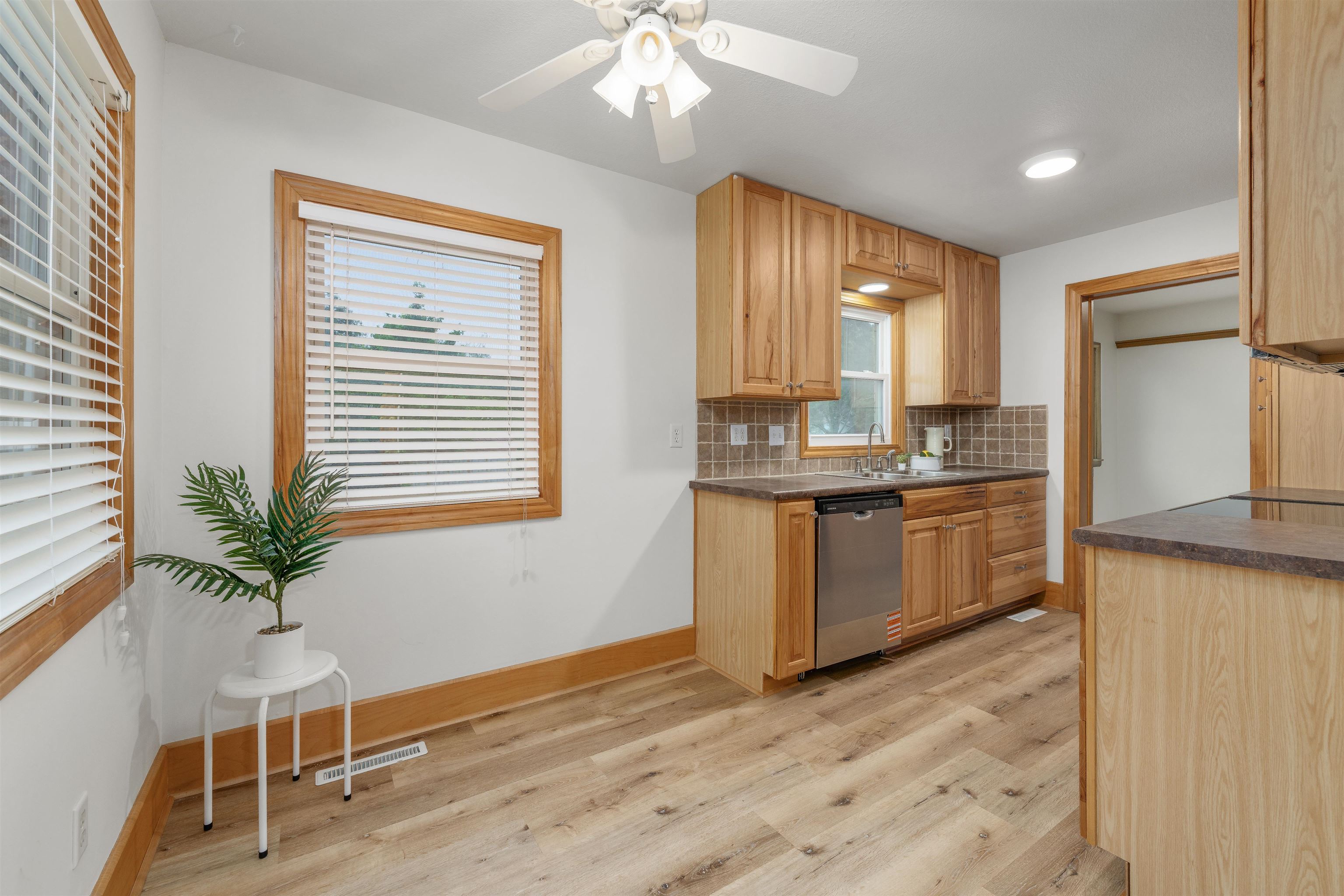 502 Riverdale Drive Mulvane KS 67110